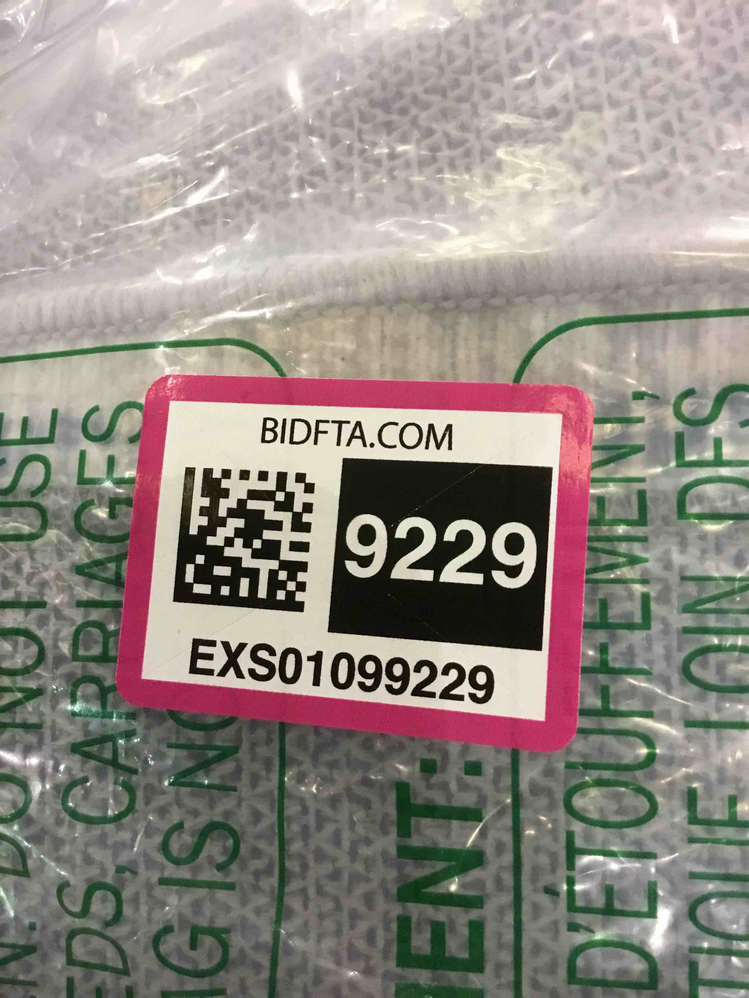 https://s3.amazonaws.com/lotting-images-prod/BargainHunt/EXS01099229_1715348307535.jpeg