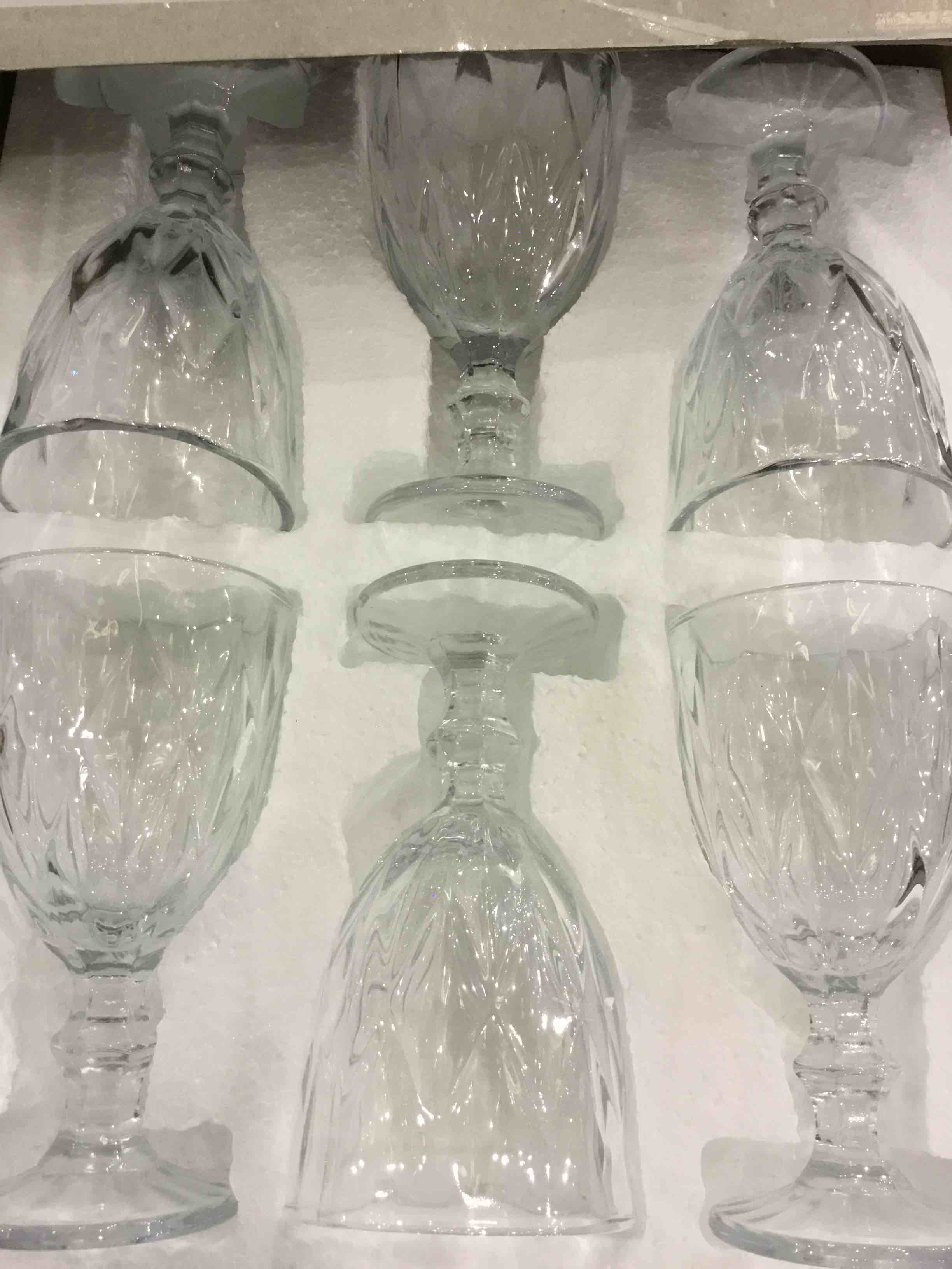 https://s3.amazonaws.com/lotting-images-prod/BargainHunt/EXS01099345_1715610646101.jpeg