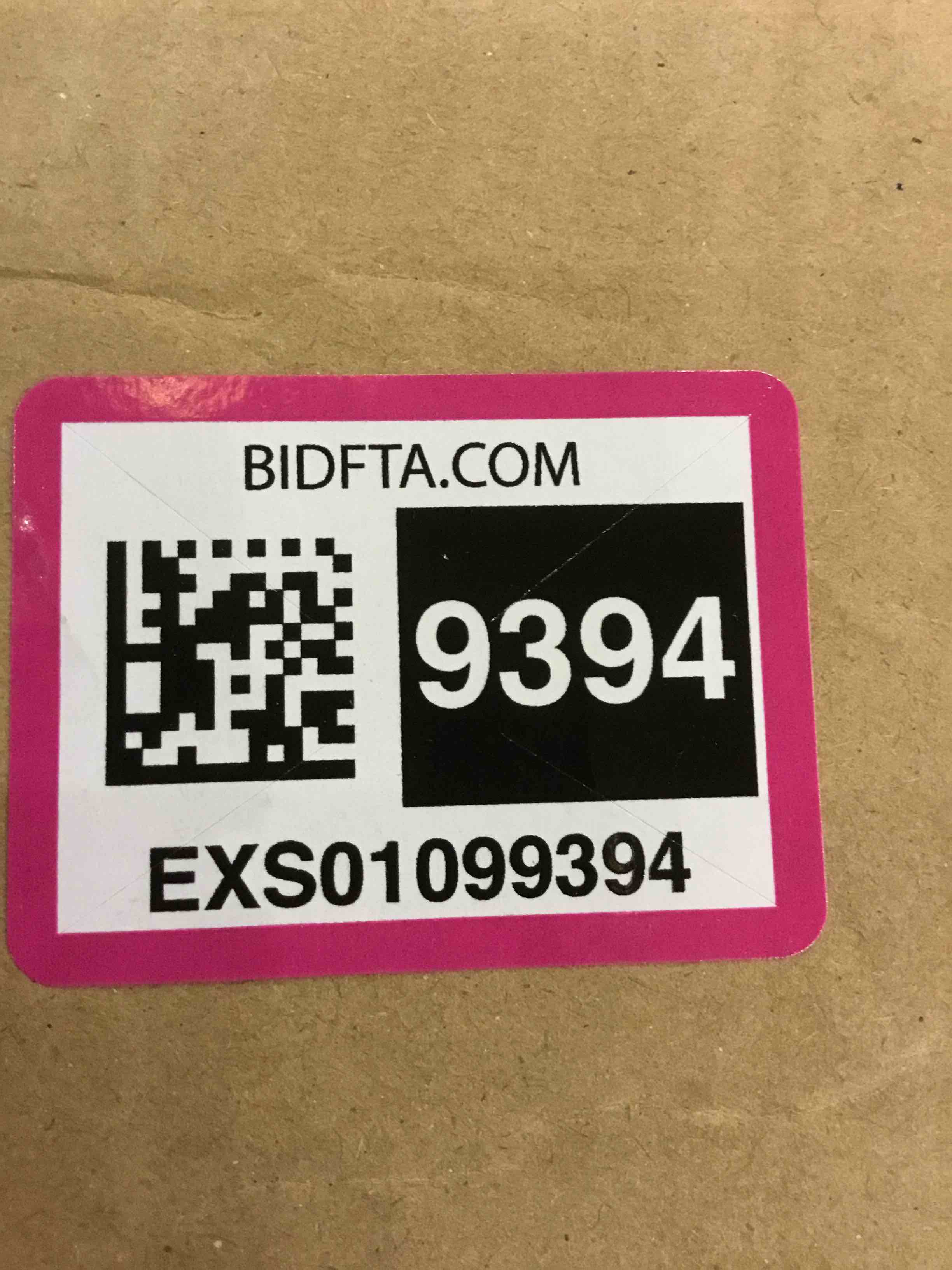 https://s3.amazonaws.com/lotting-images-prod/BargainHunt/EXS01099394_1715622164997.jpeg