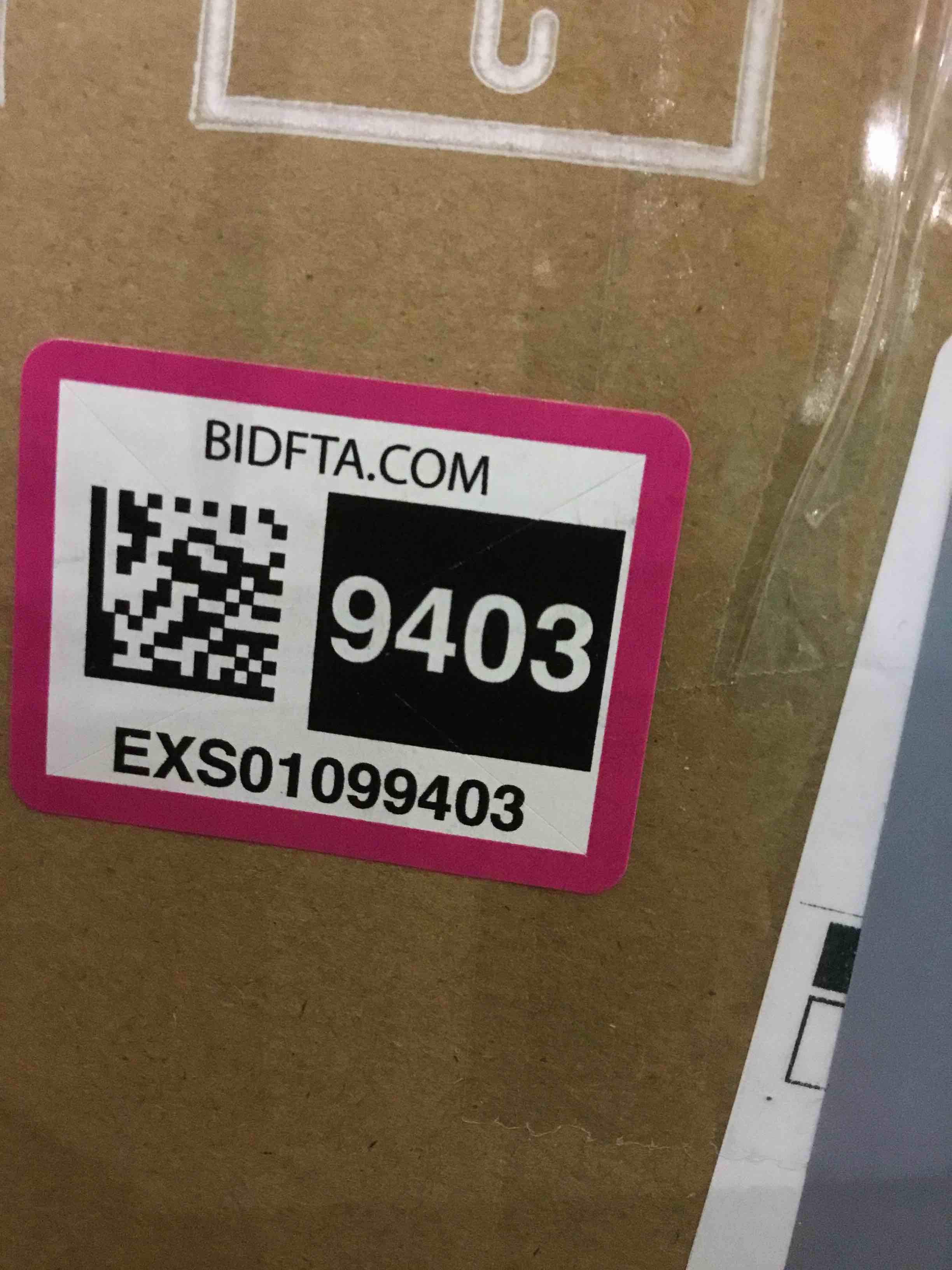 https://s3.amazonaws.com/lotting-images-prod/BargainHunt/EXS01099403_1715625076396.jpeg
