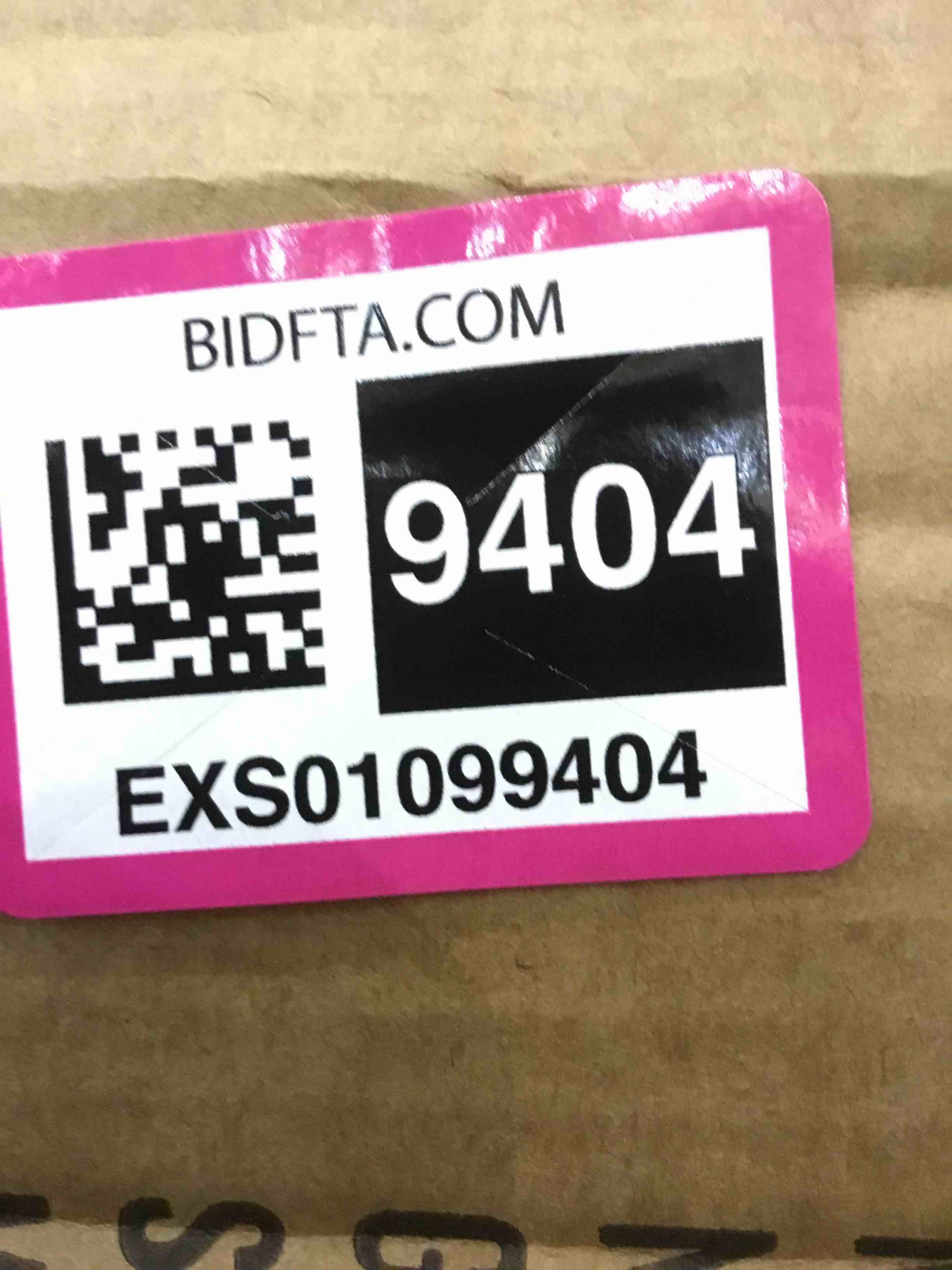 https://s3.amazonaws.com/lotting-images-prod/BargainHunt/EXS01099404_1715625215162.jpeg