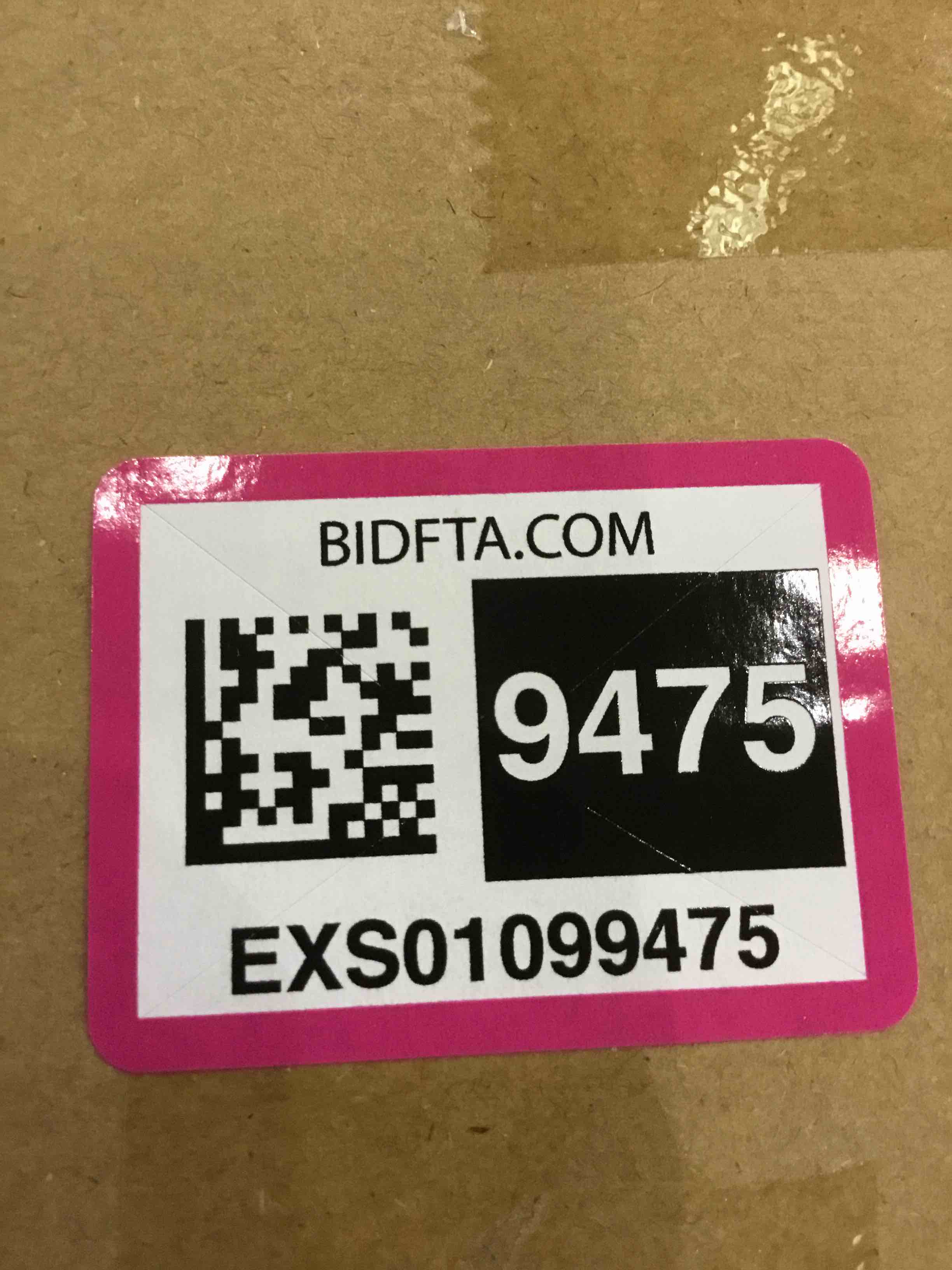https://s3.amazonaws.com/lotting-images-prod/BargainHunt/EXS01099475_1715693639260.jpeg