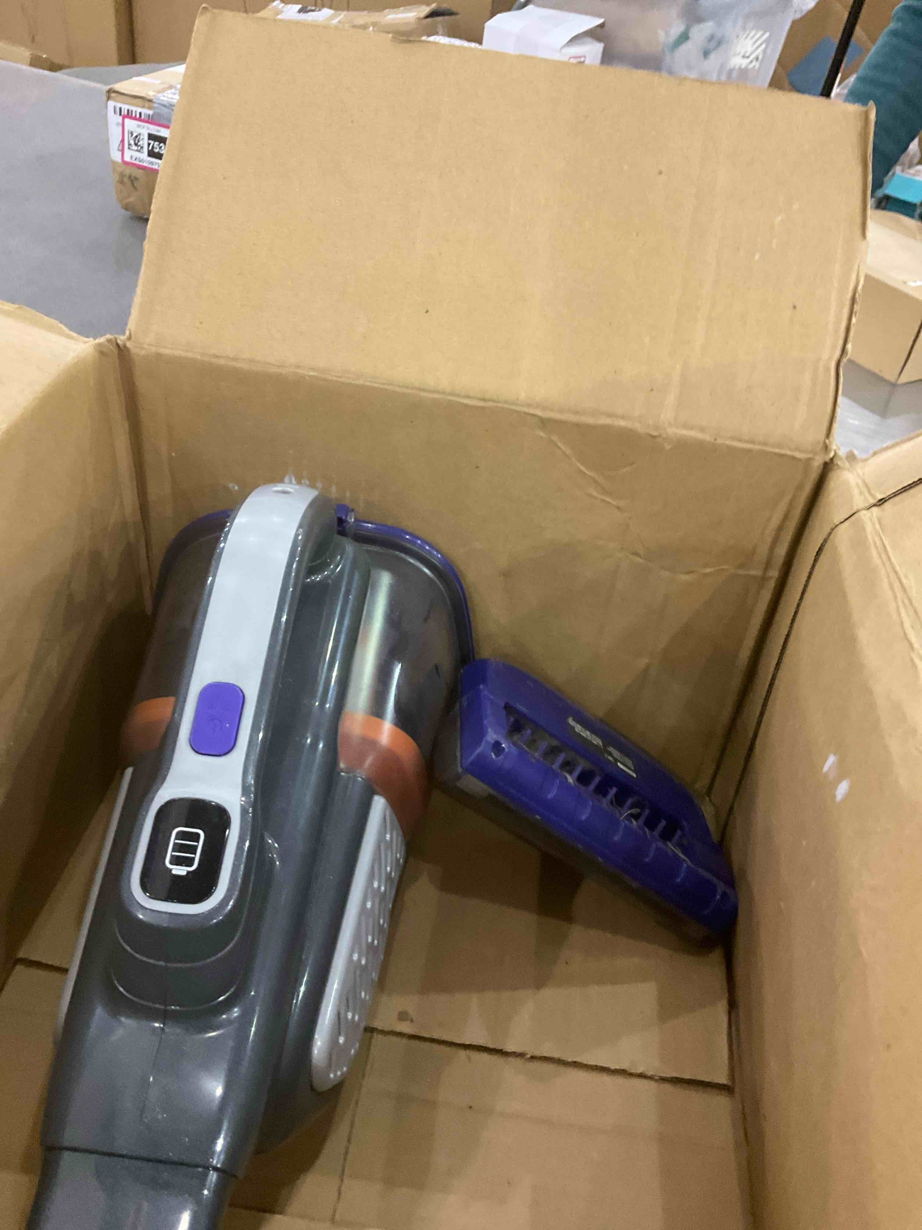 https://s3.amazonaws.com/lotting-images-prod/BargainHunt/EXS01099734_1708521154098.jpeg