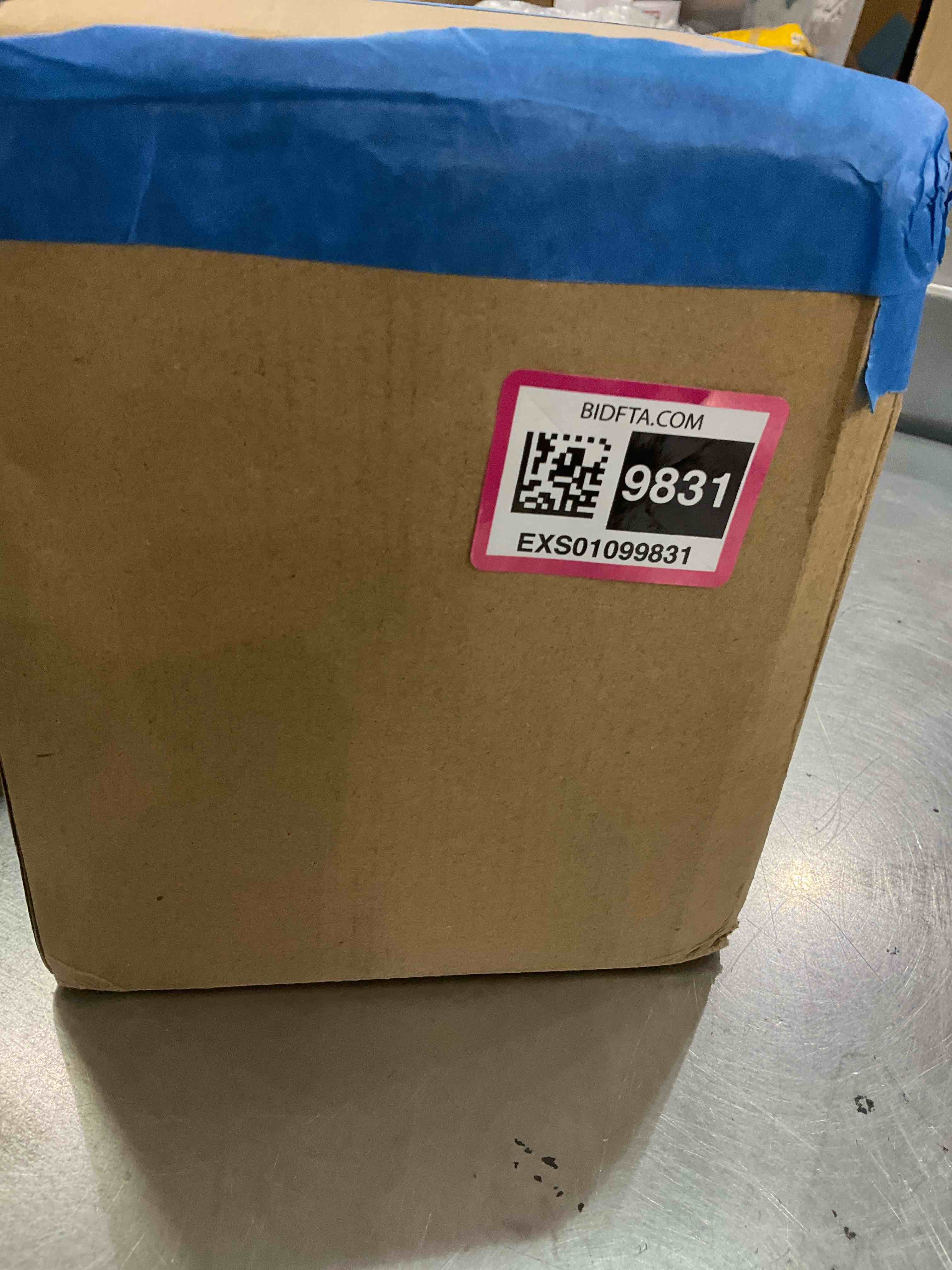 https://s3.amazonaws.com/lotting-images-prod/BargainHunt/EXS01099831_1708533421507.jpeg