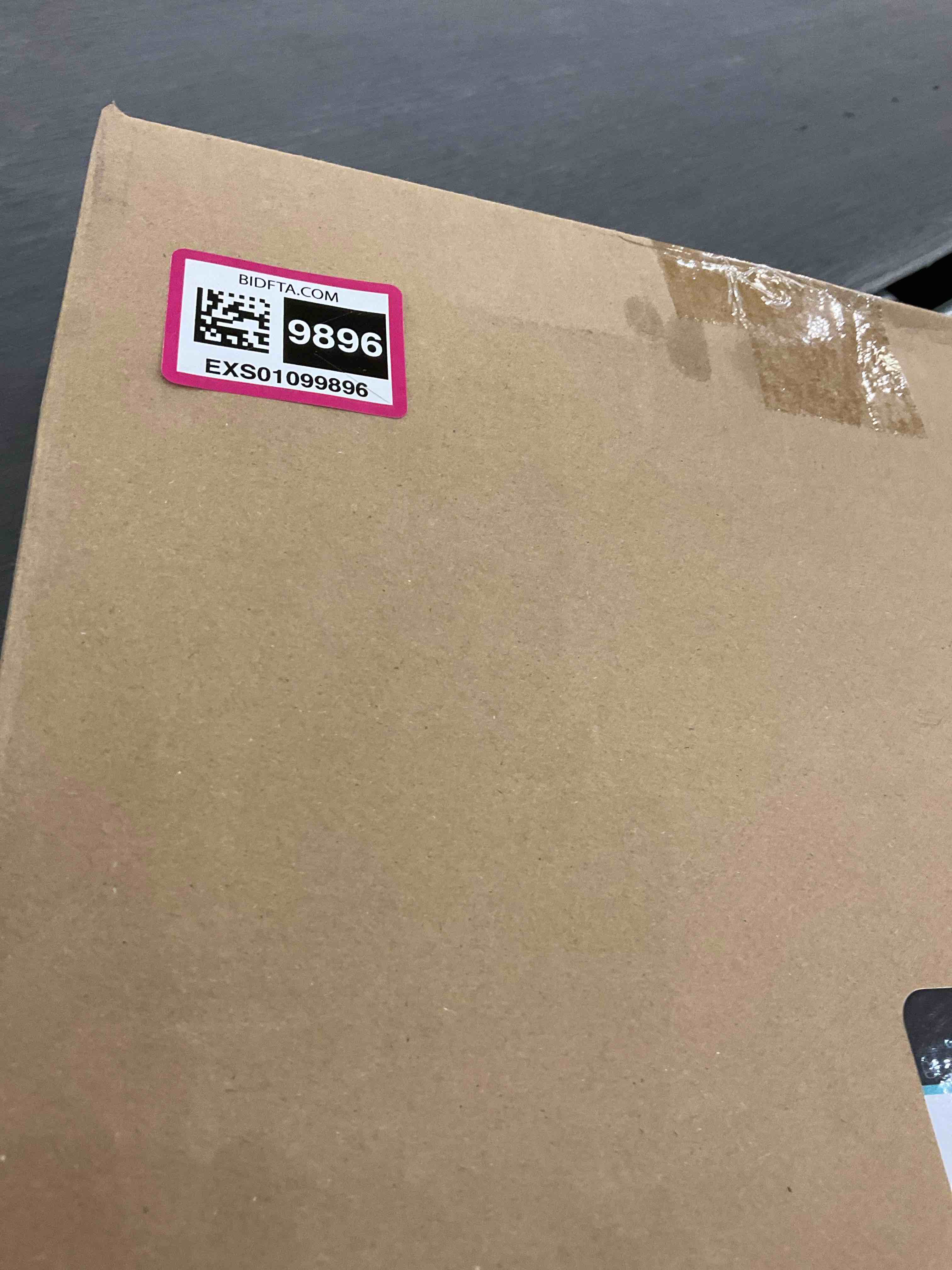 https://s3.amazonaws.com/lotting-images-prod/BargainHunt/EXS01099896_1708544161064.jpeg