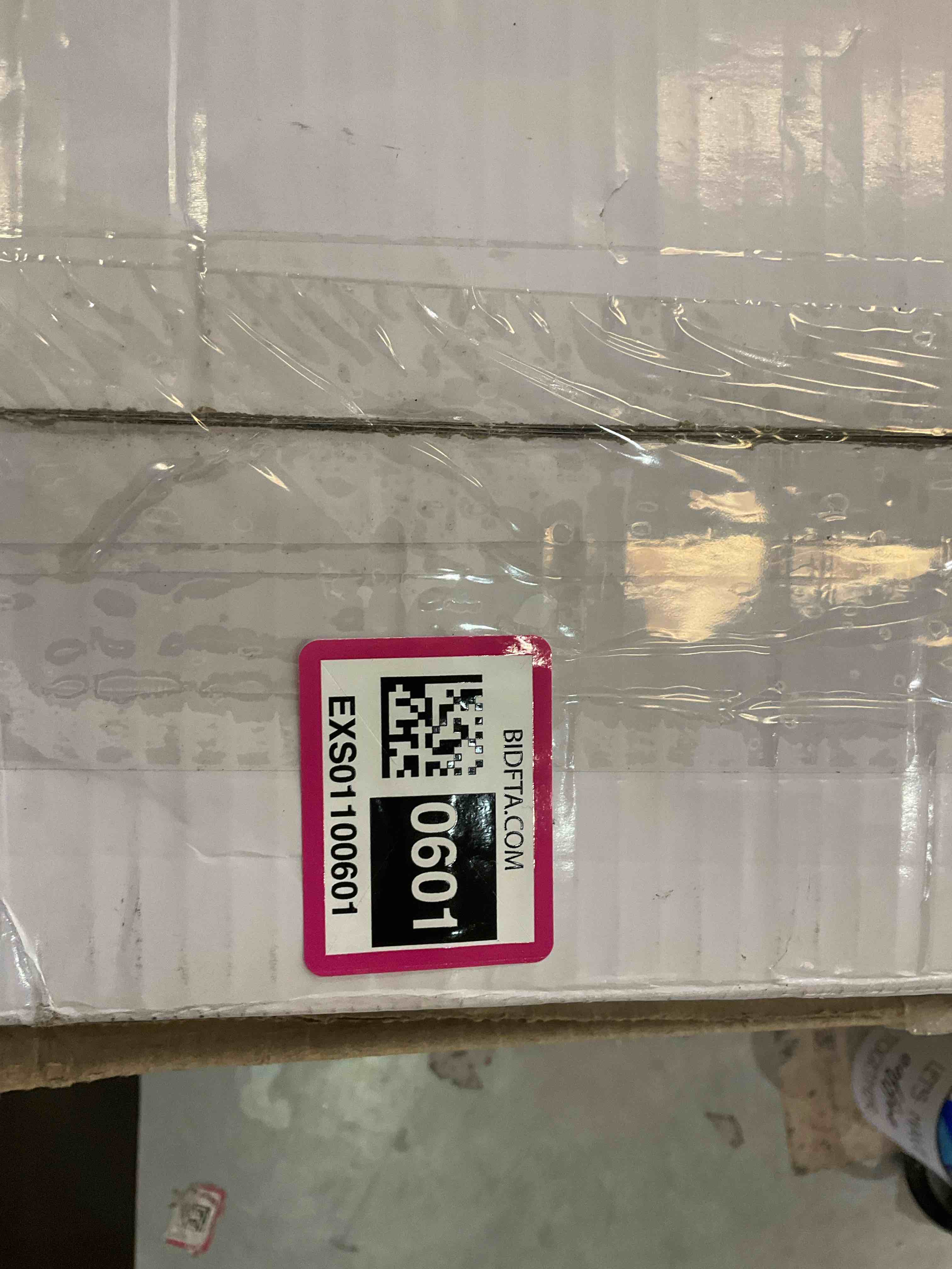 https://s3.amazonaws.com/lotting-images-prod/BargainHunt/EXS01100601_1708539584045.jpeg
