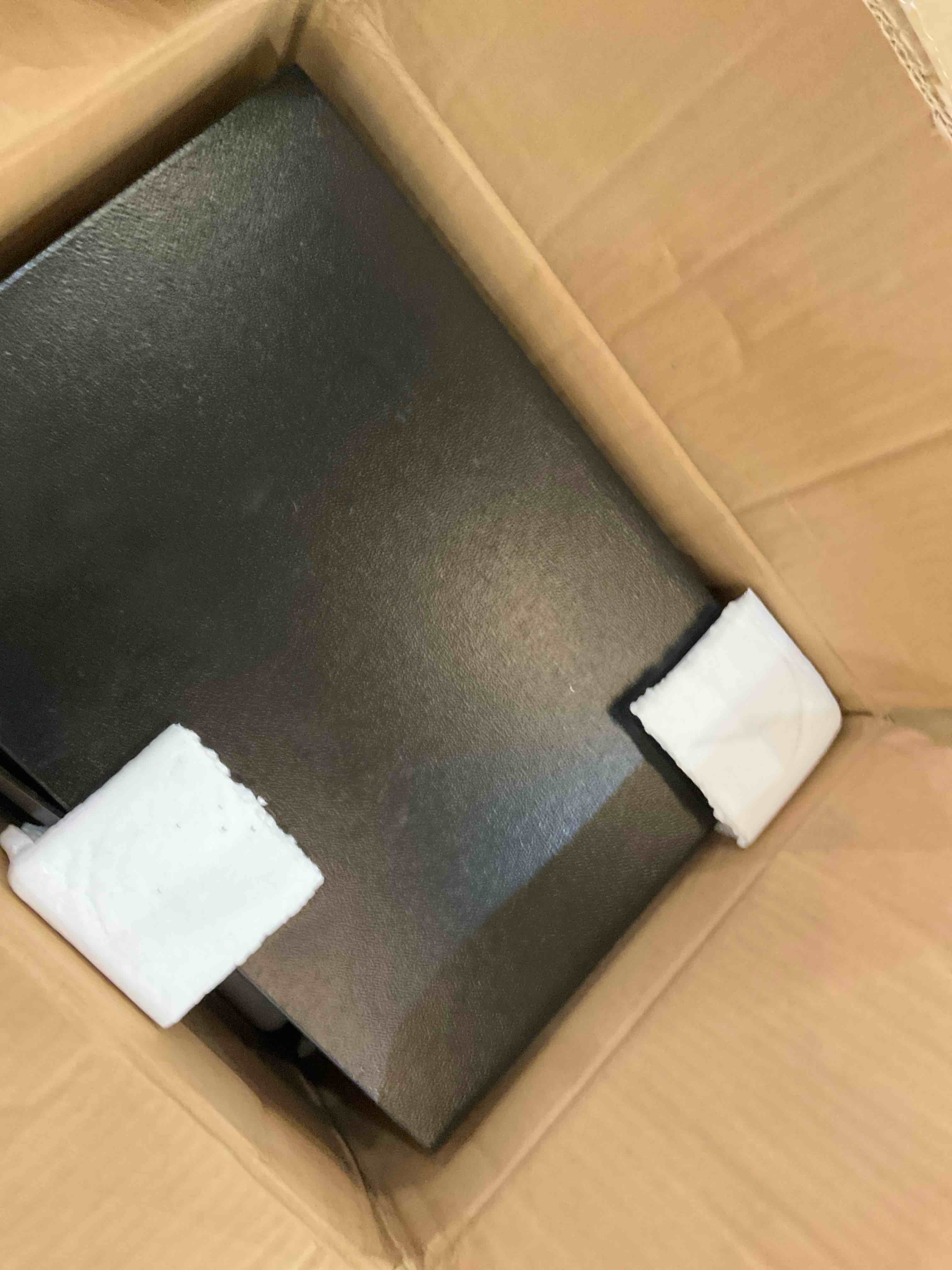 https://s3.amazonaws.com/lotting-images-prod/BargainHunt/EXS01100637_1708545398044.jpeg