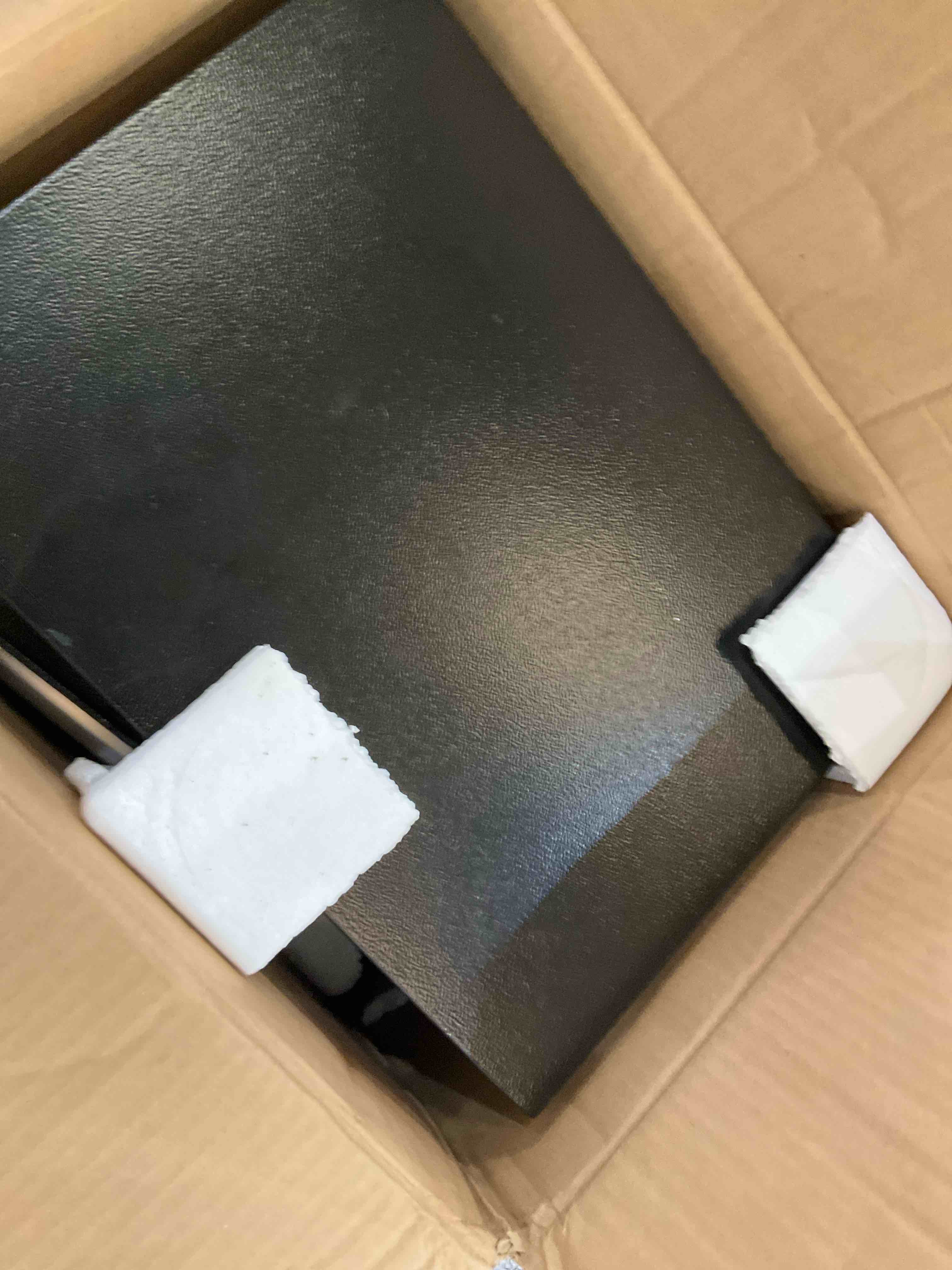 https://s3.amazonaws.com/lotting-images-prod/BargainHunt/EXS01100637_1708545400161.jpeg