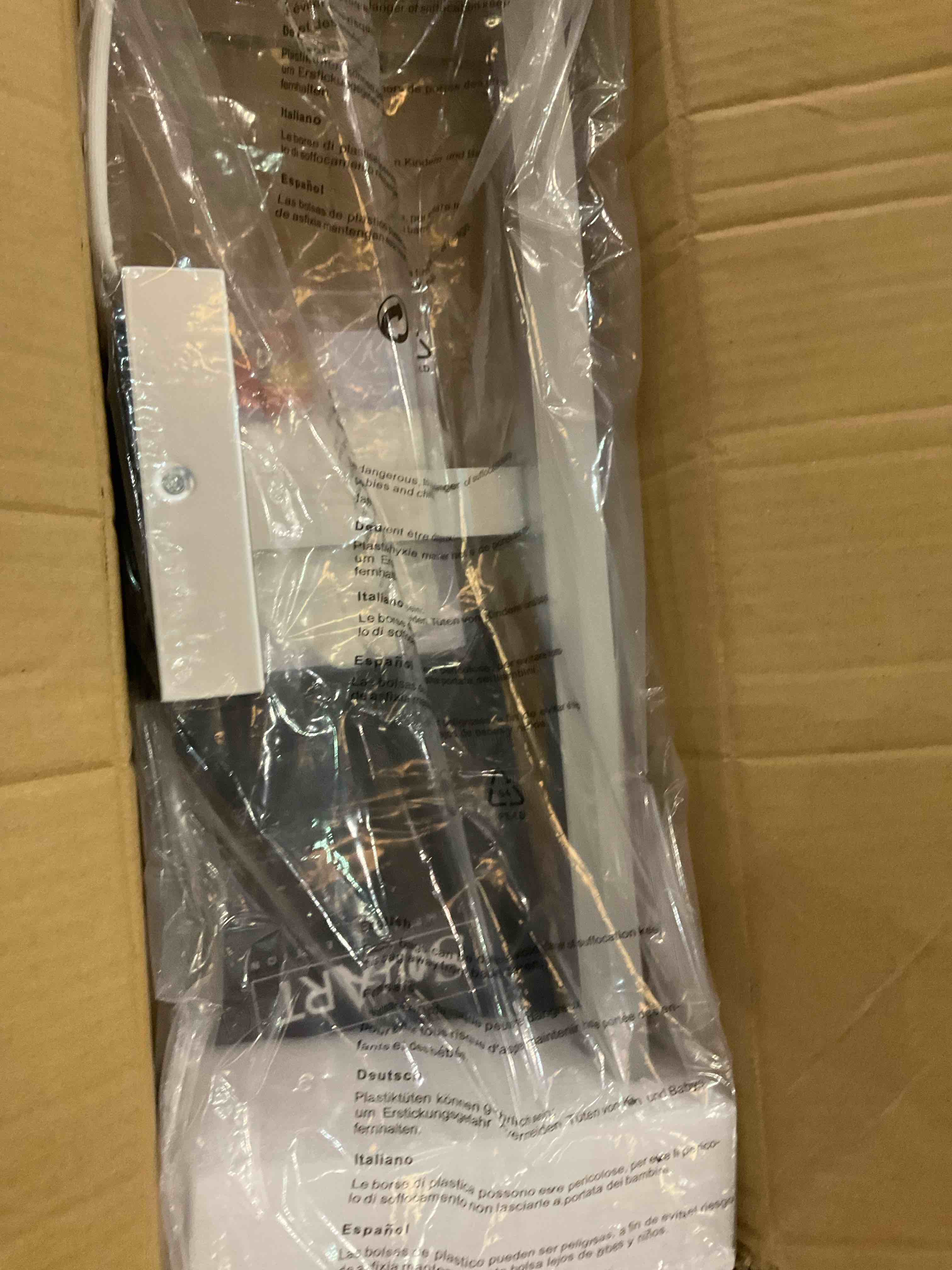 https://s3.amazonaws.com/lotting-images-prod/BargainHunt/EXS01100638_1708545492794.jpeg