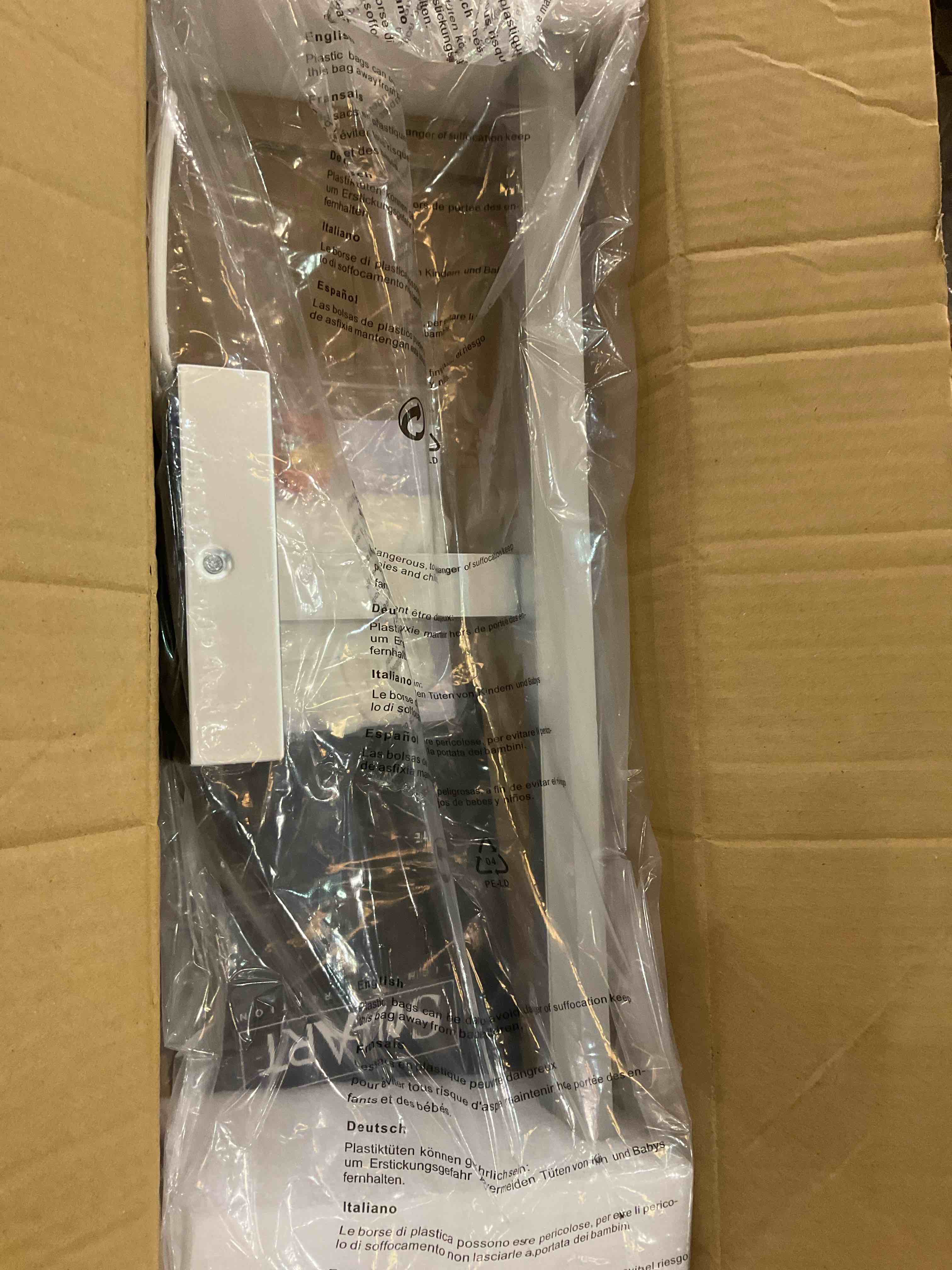 https://s3.amazonaws.com/lotting-images-prod/BargainHunt/EXS01100638_1708545494592.jpeg