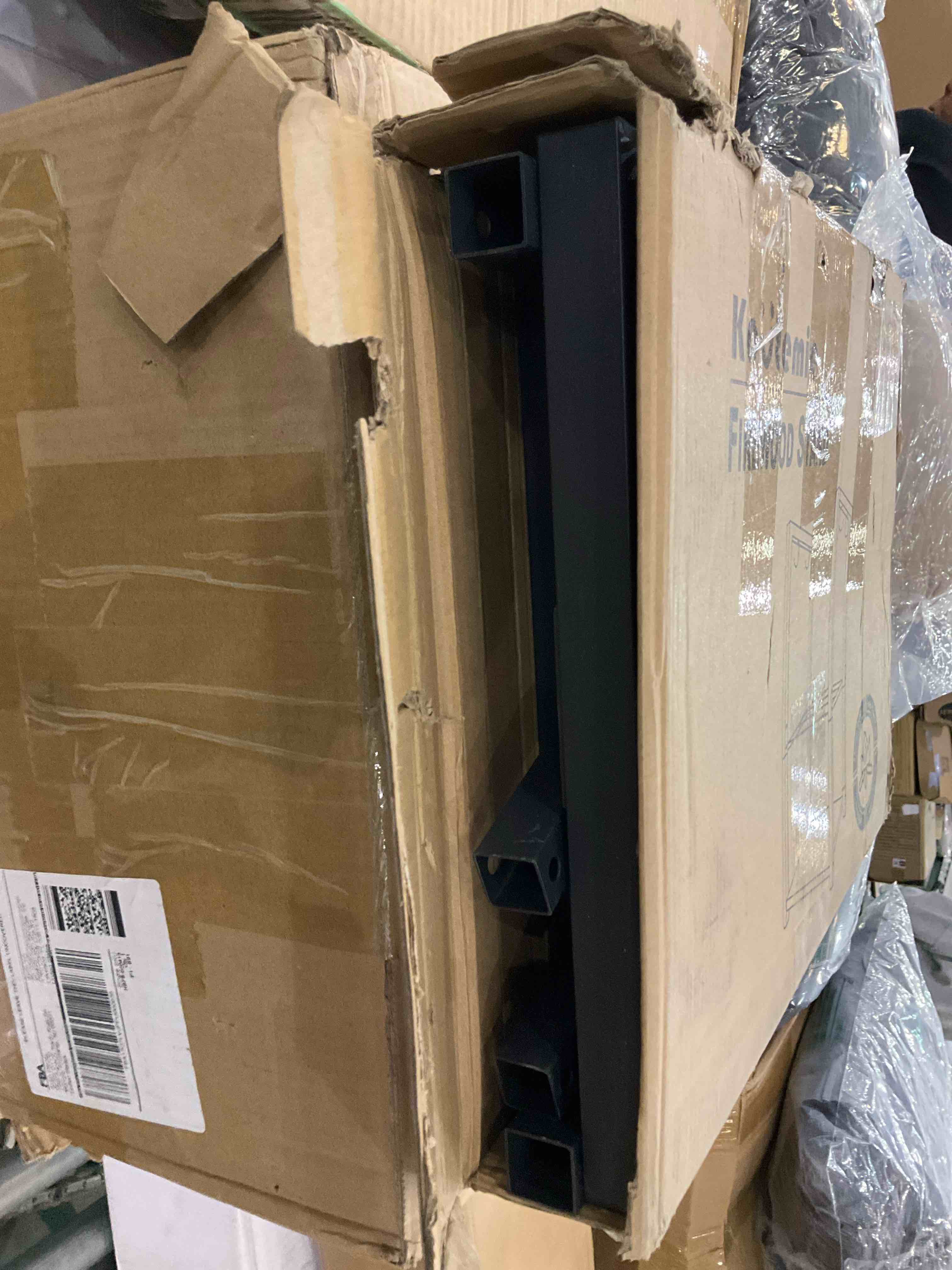 https://s3.amazonaws.com/lotting-images-prod/BargainHunt/EXS01100639_1708545536113.jpeg