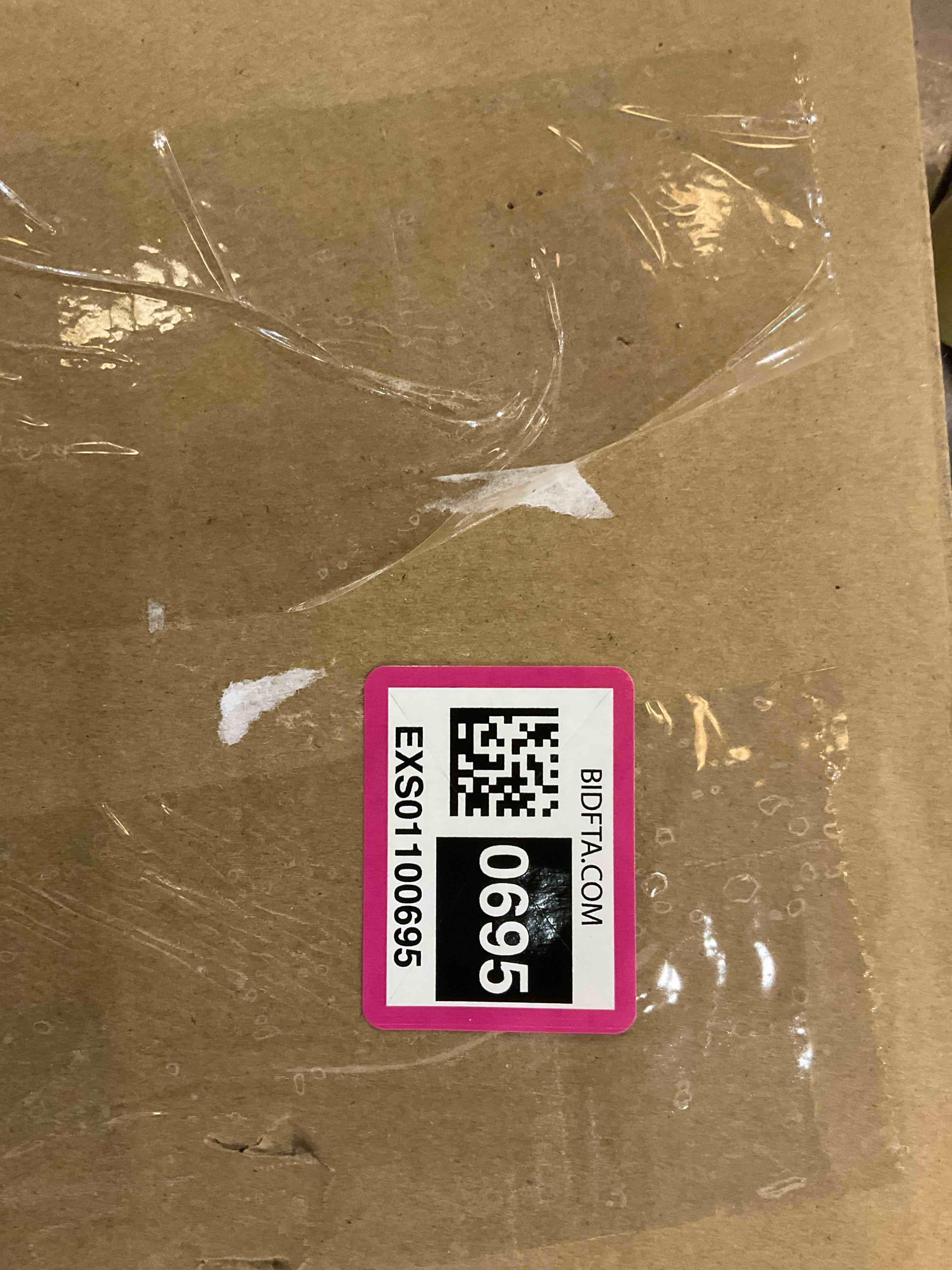 https://s3.amazonaws.com/lotting-images-prod/BargainHunt/EXS01100695_1708615549309.jpeg
