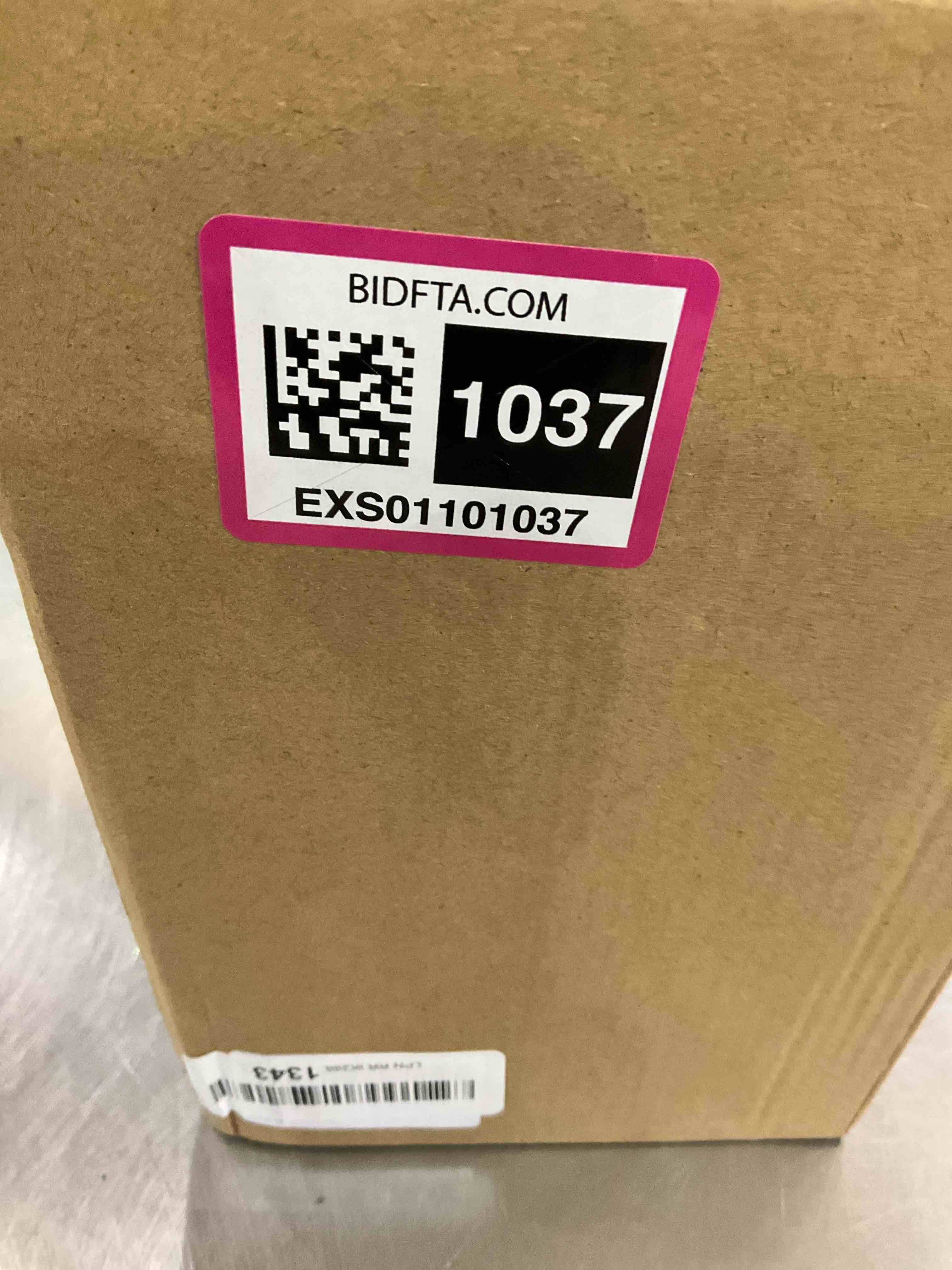 https://s3.amazonaws.com/lotting-images-prod/BargainHunt/EXS01101037_1707146295694.jpeg