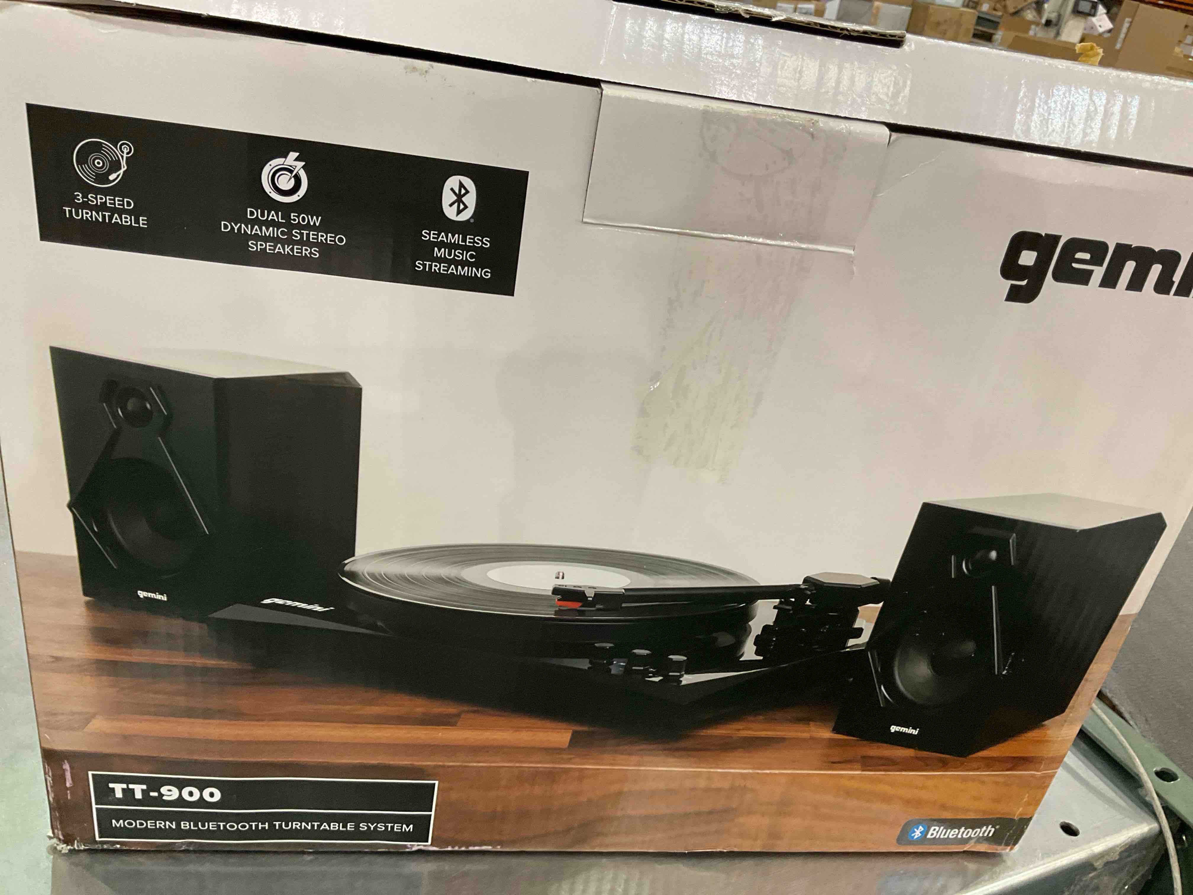 https://s3.amazonaws.com/lotting-images-prod/BargainHunt/EXS01101086_1707155886838.jpeg