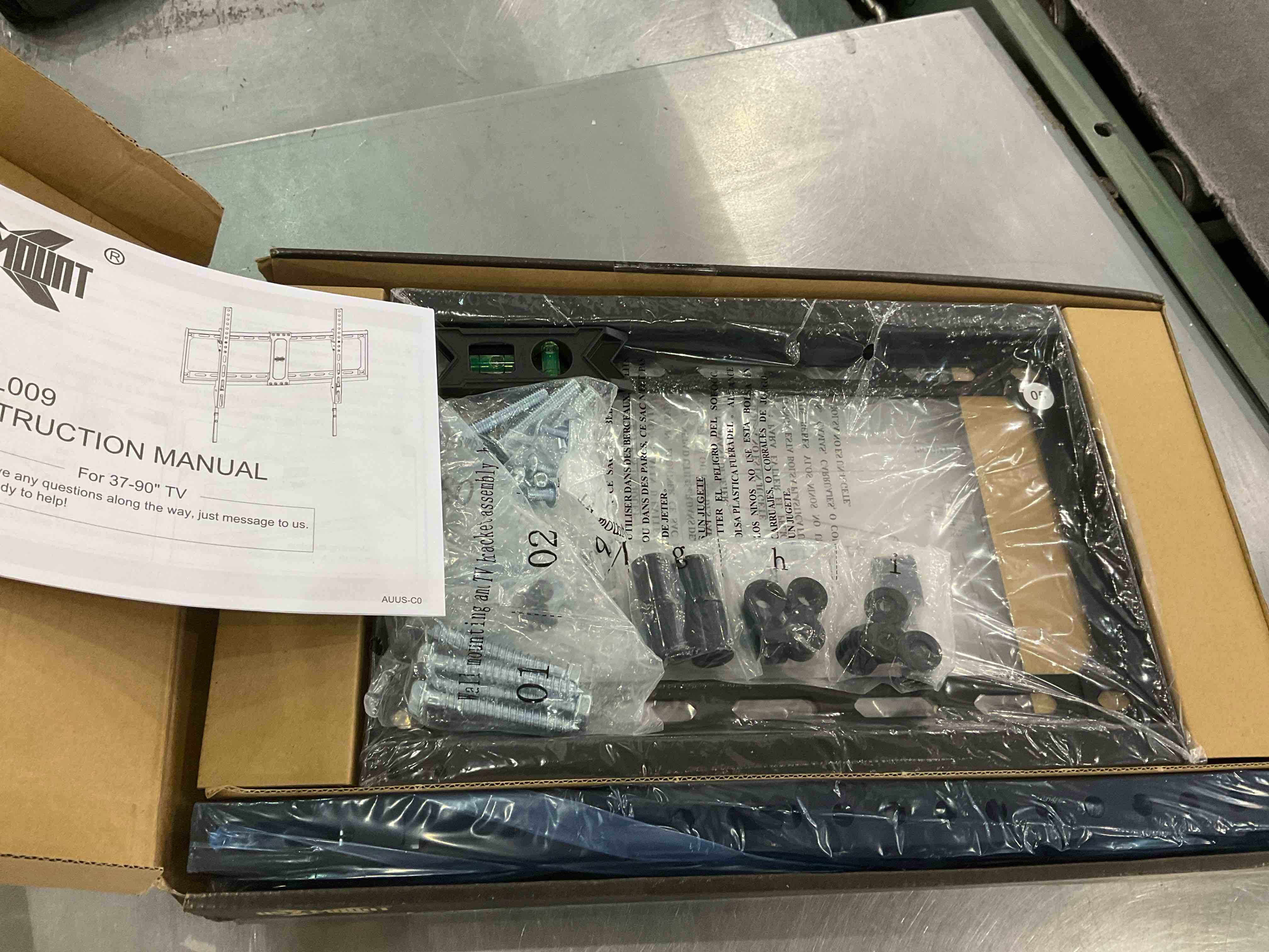 https://s3.amazonaws.com/lotting-images-prod/BargainHunt/EXS01101311_1707313887241.jpeg