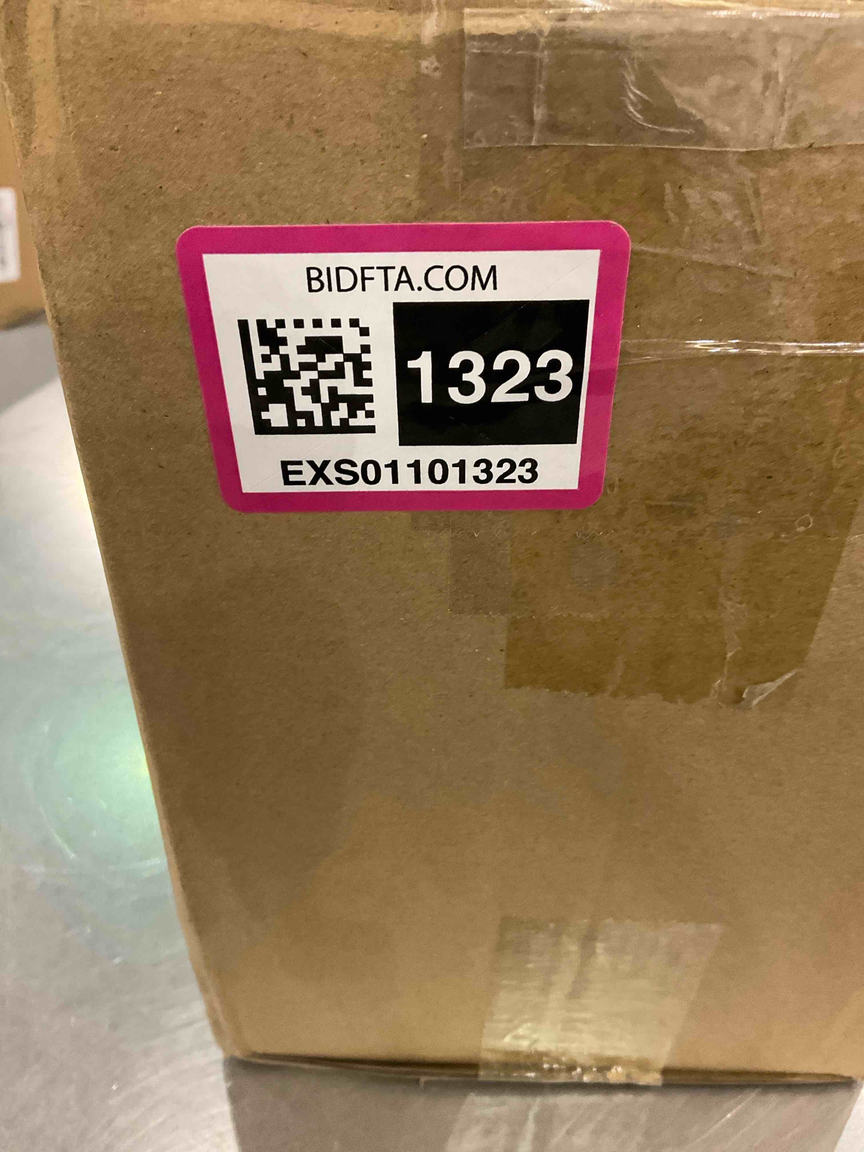 https://s3.amazonaws.com/lotting-images-prod/BargainHunt/EXS01101323_1707316992579.jpeg