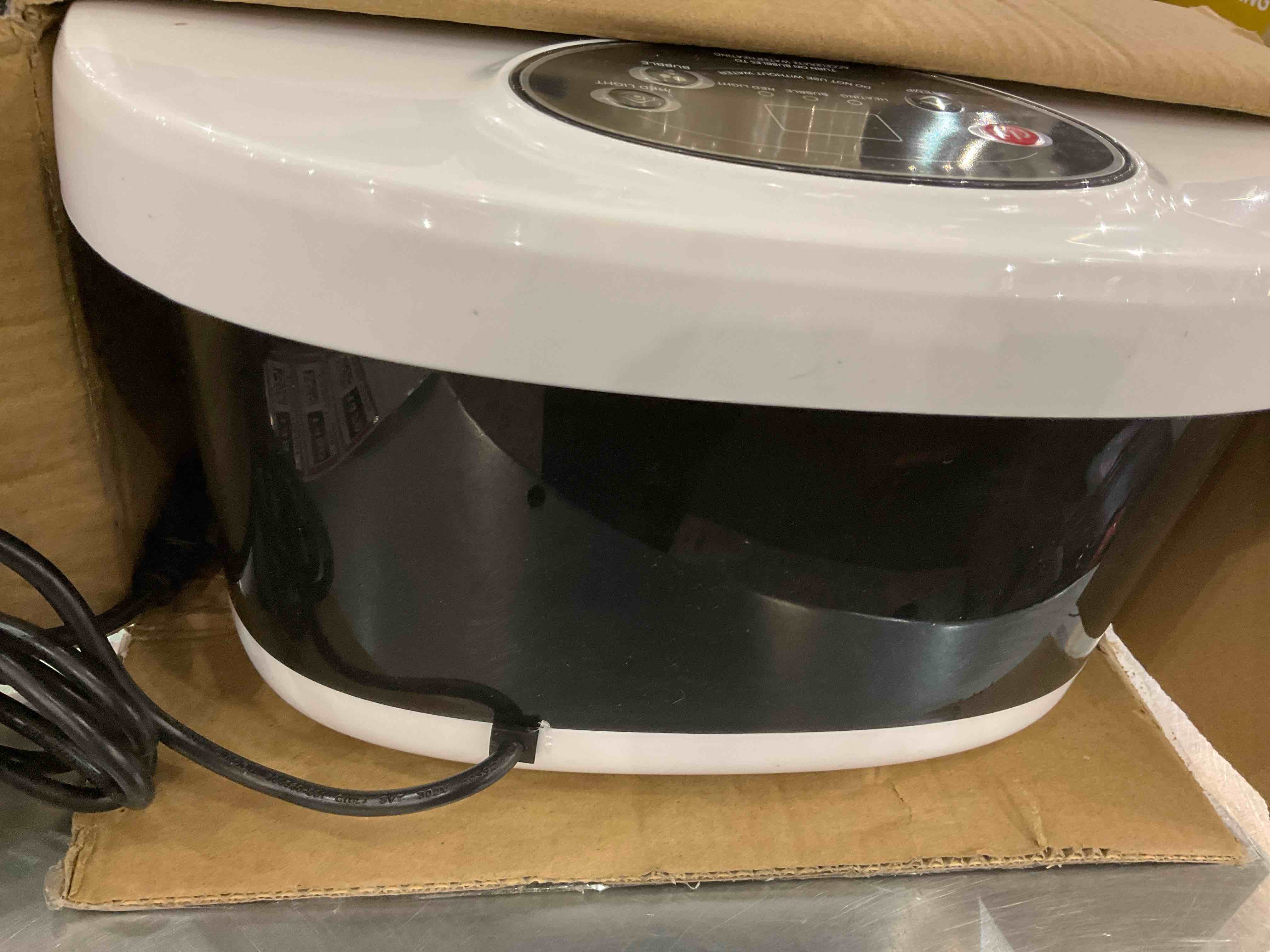 https://s3.amazonaws.com/lotting-images-prod/BargainHunt/EXS01101479_1707422219600.jpeg