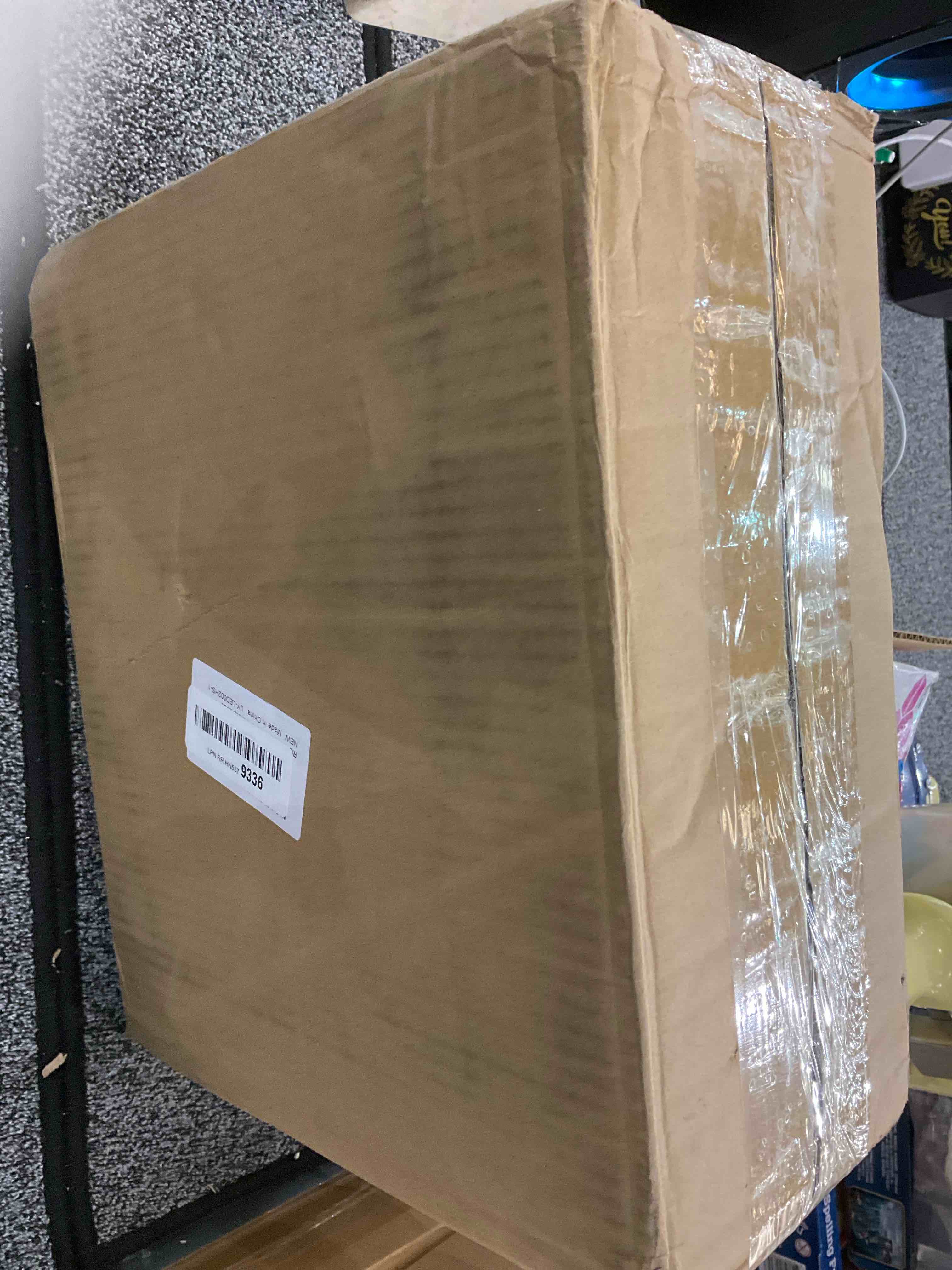 https://s3.amazonaws.com/lotting-images-prod/BargainHunt/EXS01101526_1706804804877.jpeg