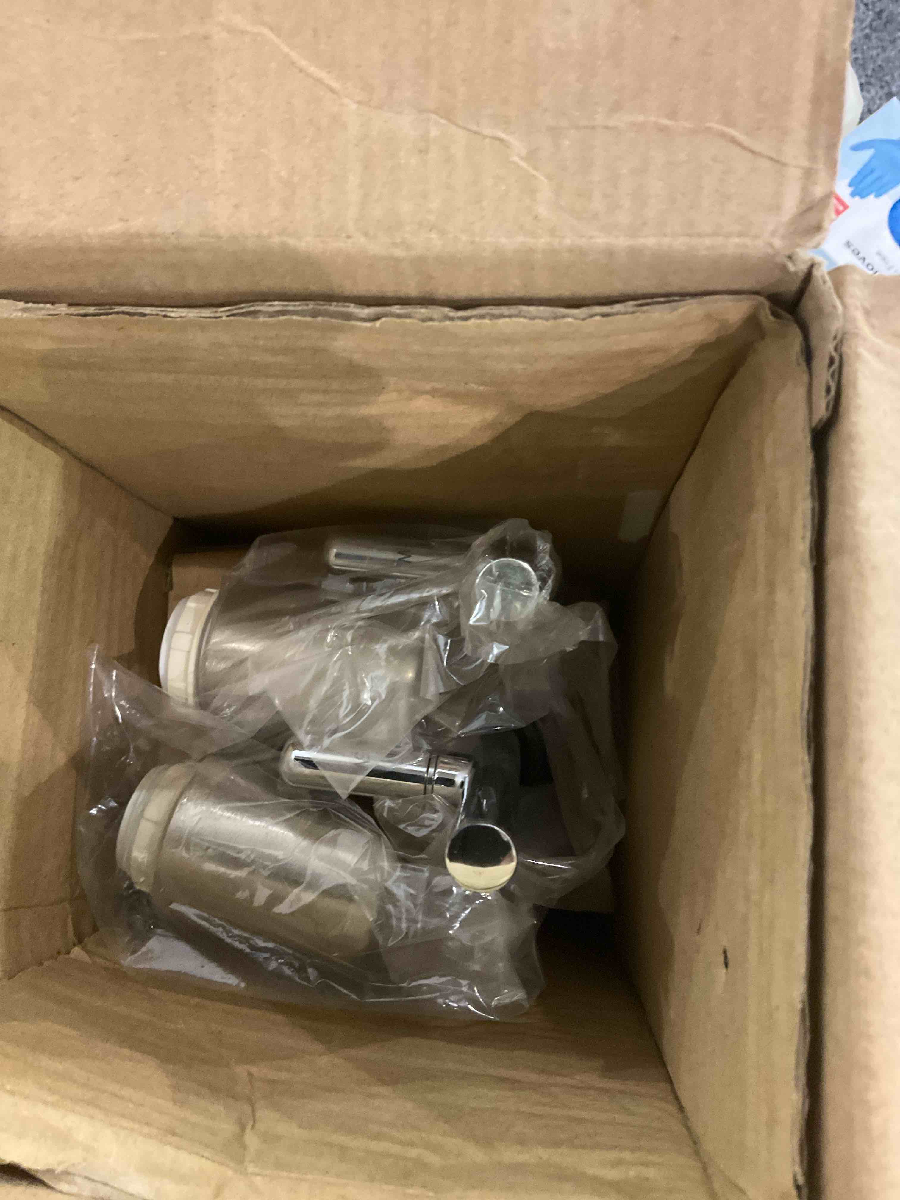 https://s3.amazonaws.com/lotting-images-prod/BargainHunt/EXS01101611_1706876222377.jpeg
