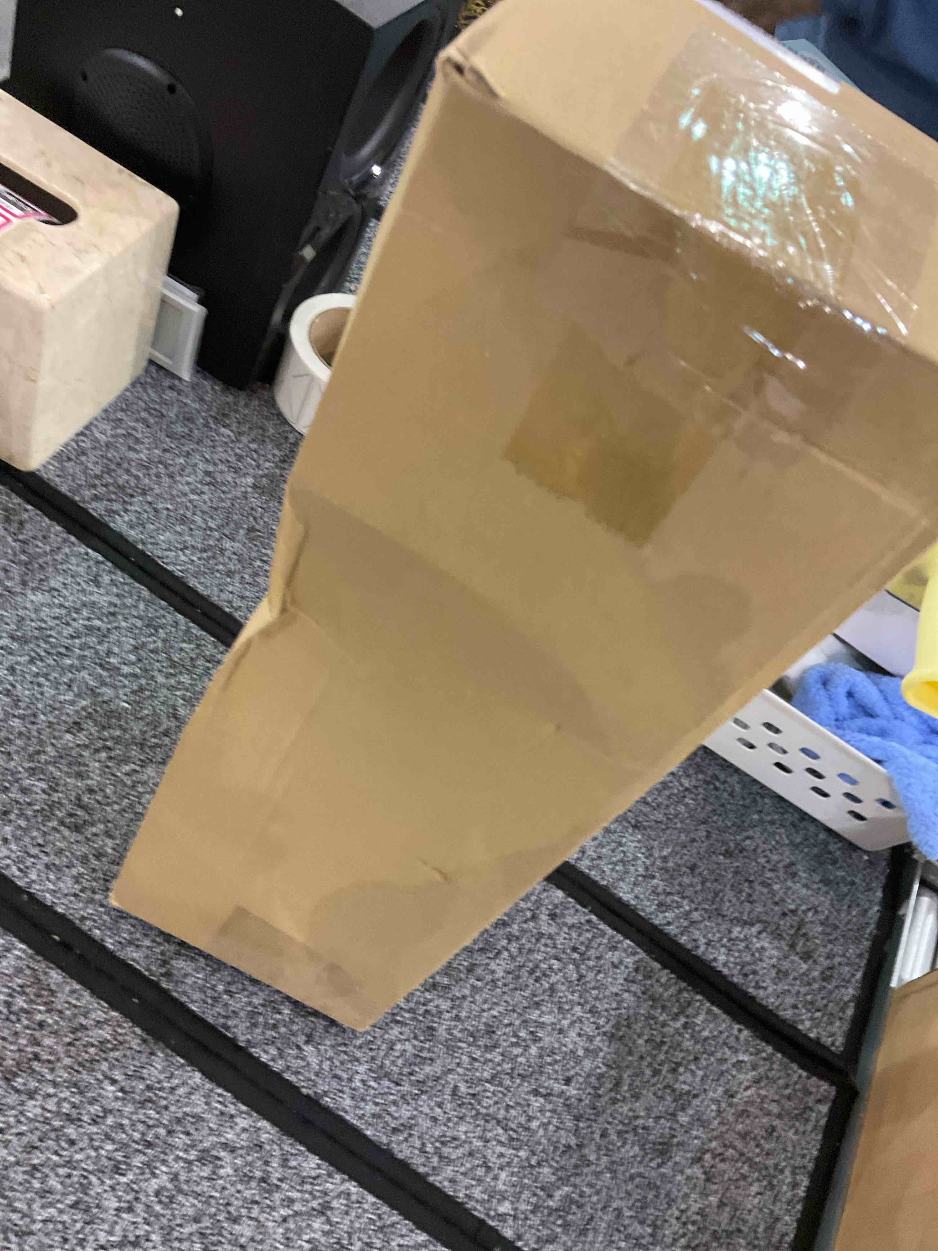 https://s3.amazonaws.com/lotting-images-prod/BargainHunt/EXS01101611_1706876261801.jpeg
