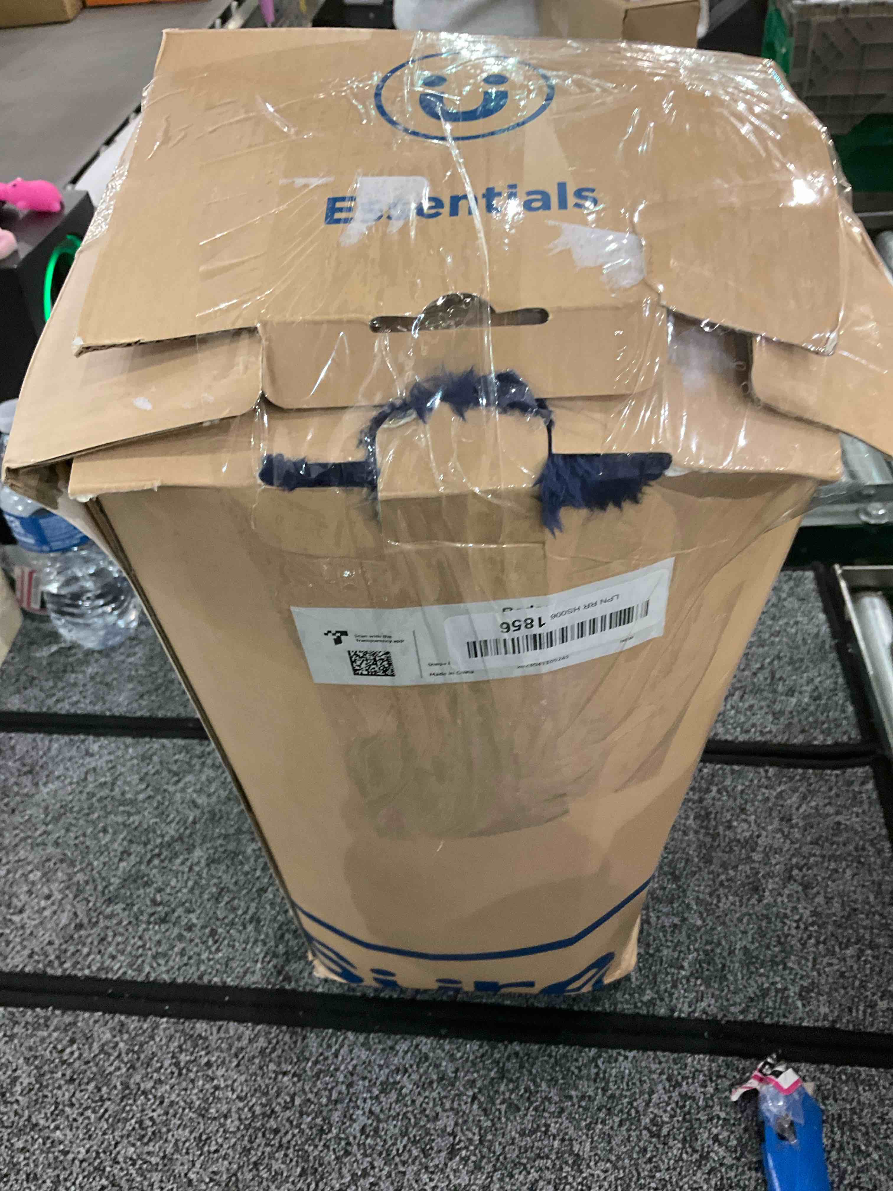 https://s3.amazonaws.com/lotting-images-prod/BargainHunt/EXS01101878_1707222965900.jpeg