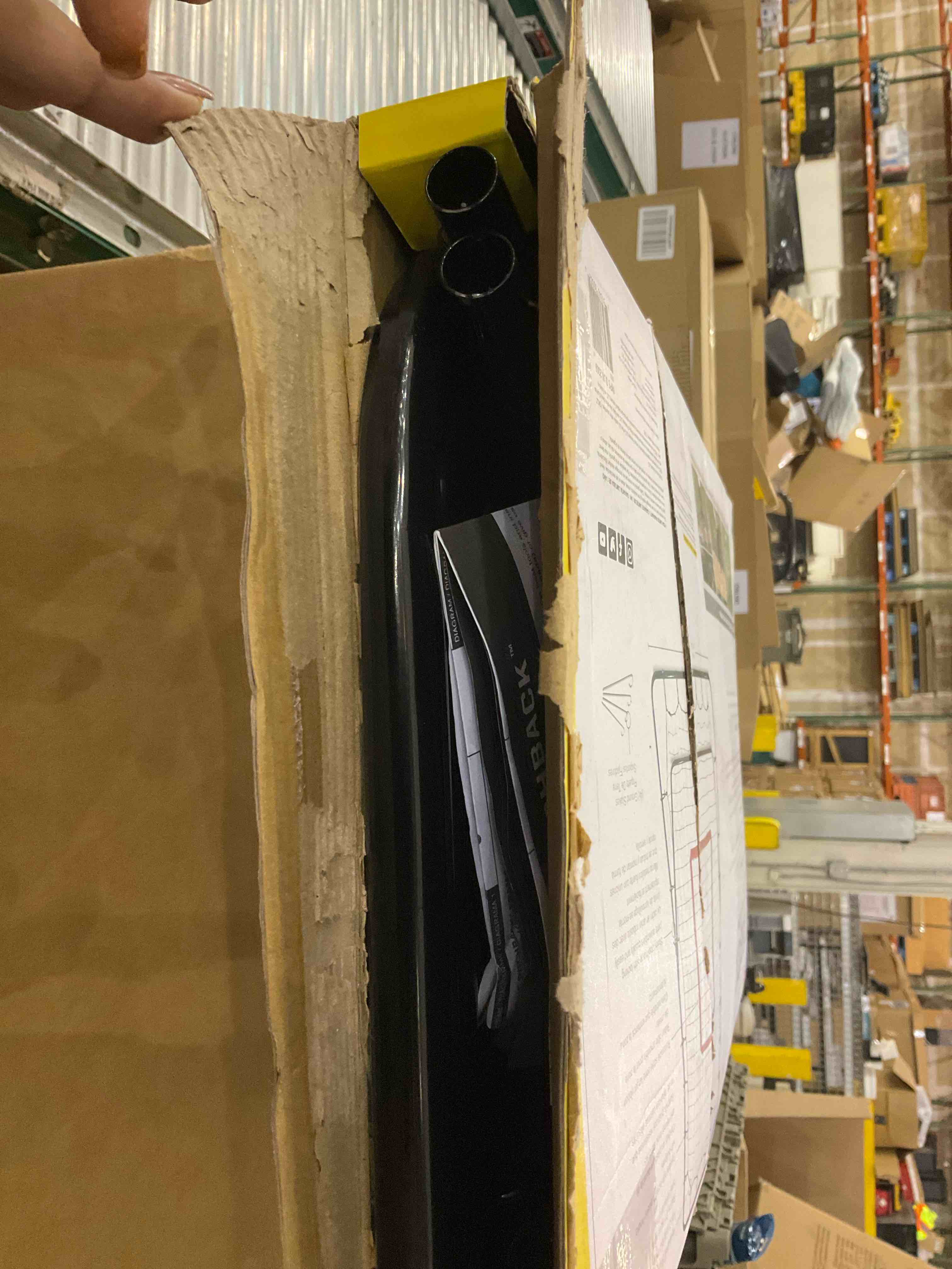https://s3.amazonaws.com/lotting-images-prod/BargainHunt/EXS01101939_1707231914753.jpeg