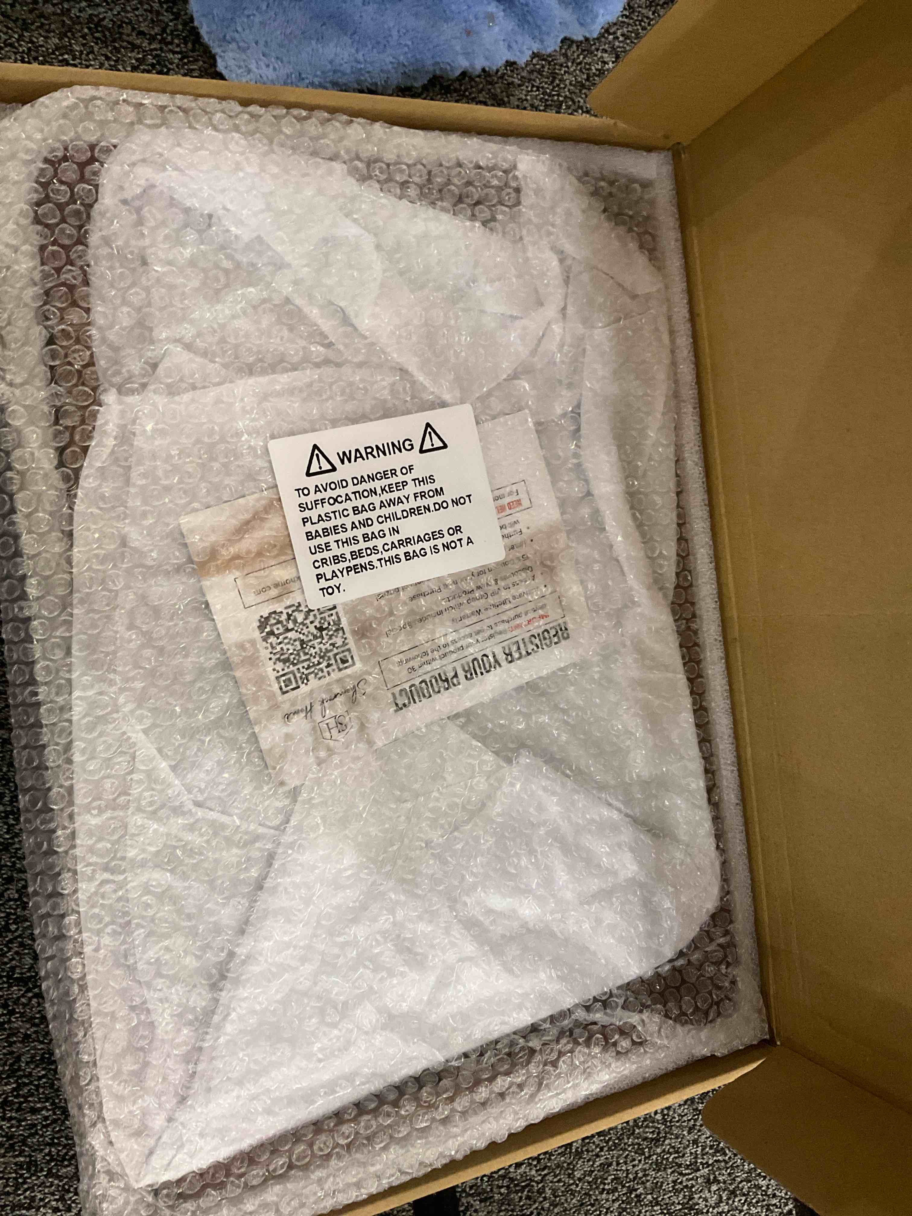 https://s3.amazonaws.com/lotting-images-prod/BargainHunt/EXS01101970_1707235564353.jpeg