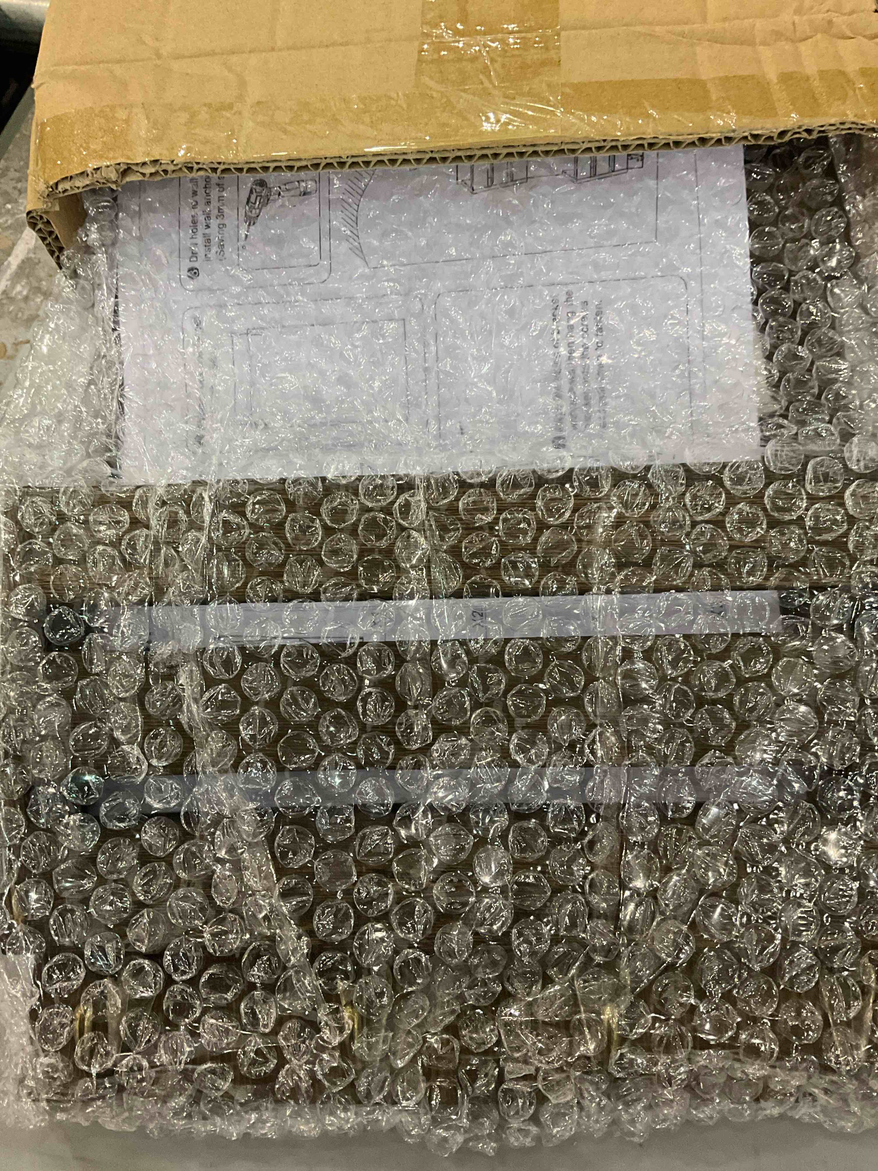 https://s3.amazonaws.com/lotting-images-prod/BargainHunt/EXS01102040_1706707557825.jpeg
