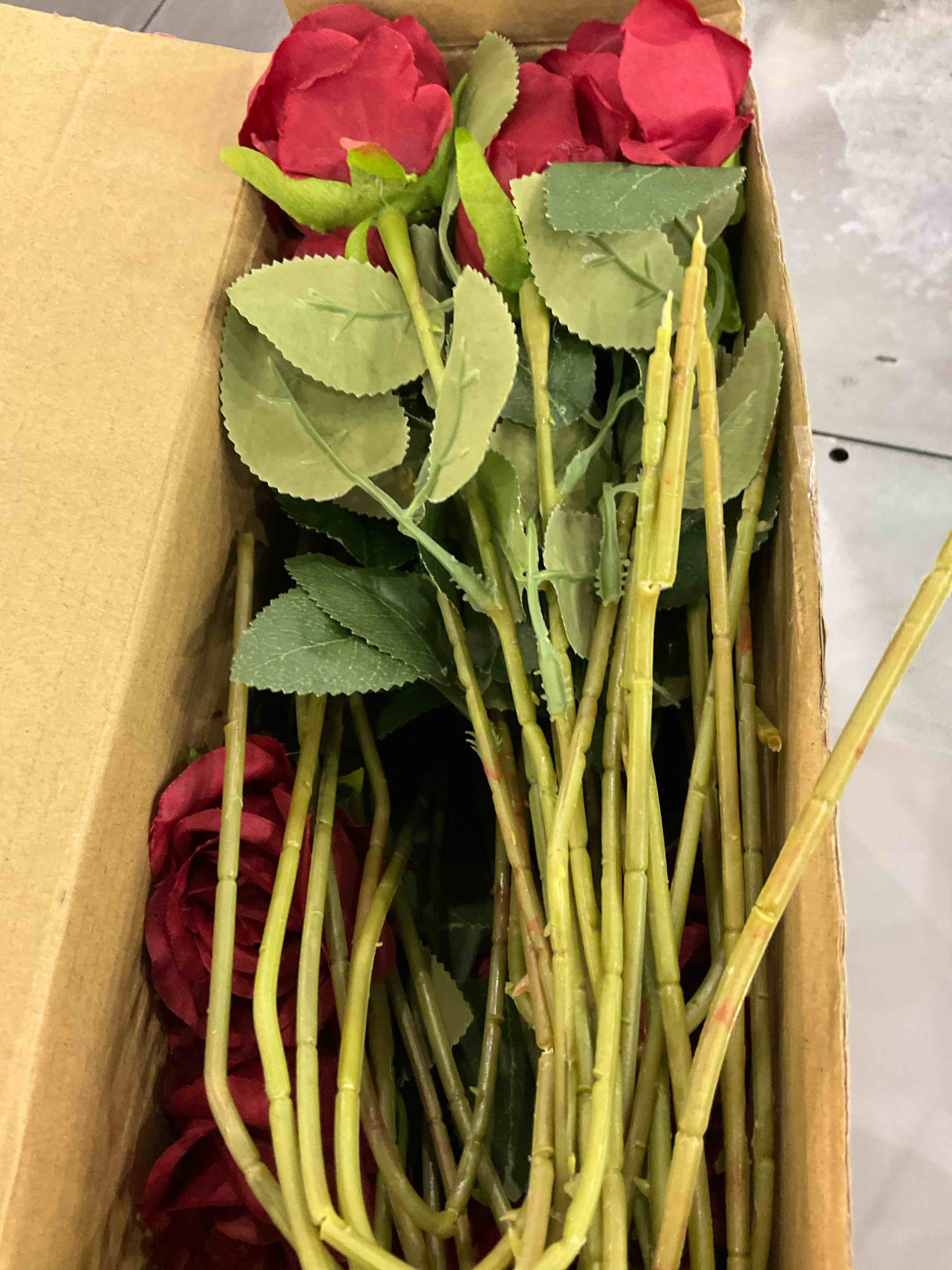 https://s3.amazonaws.com/lotting-images-prod/BargainHunt/EXS01102276_1706876735465.jpeg