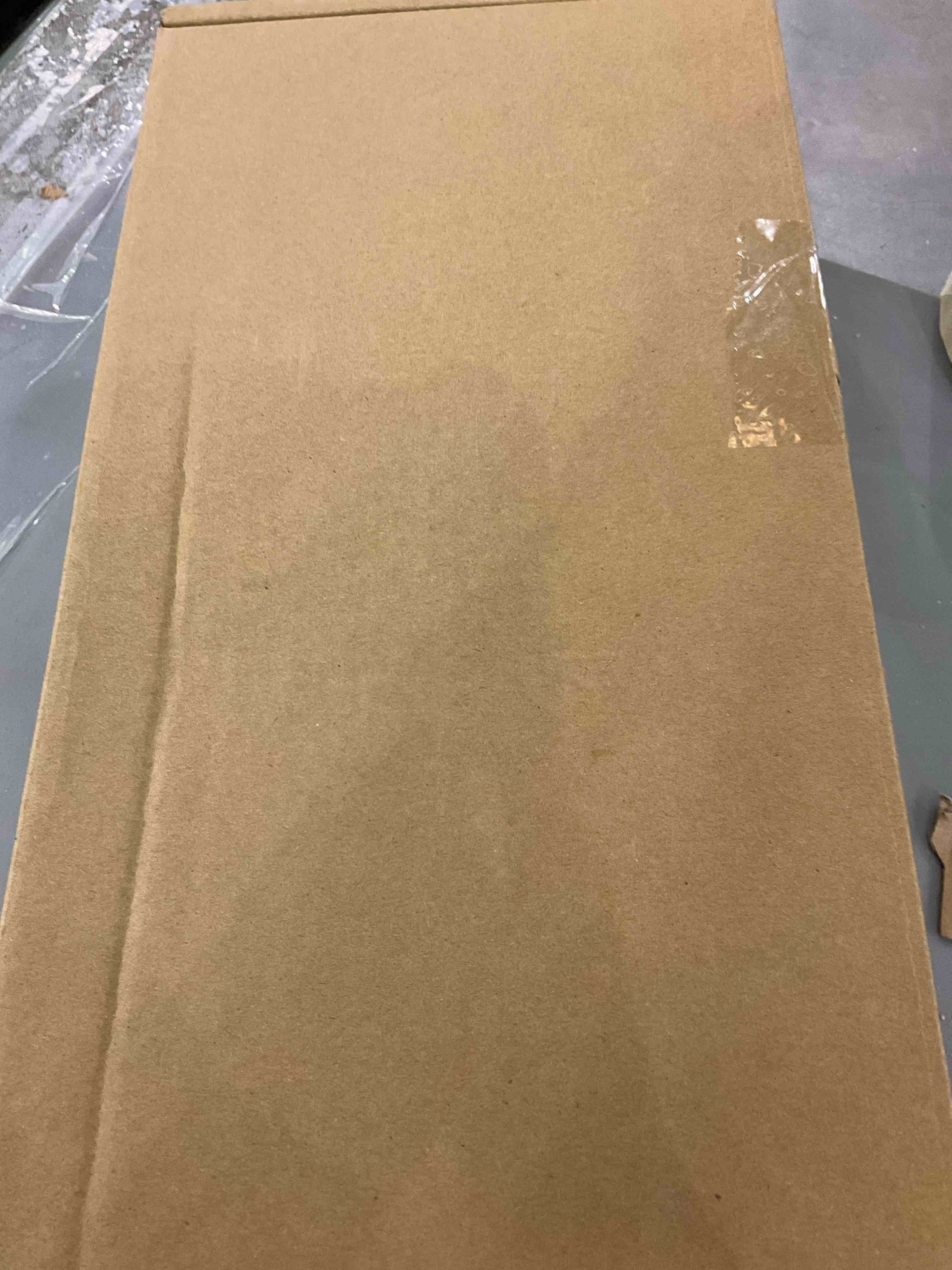 https://s3.amazonaws.com/lotting-images-prod/BargainHunt/EXS01102439_1707146247388.jpeg