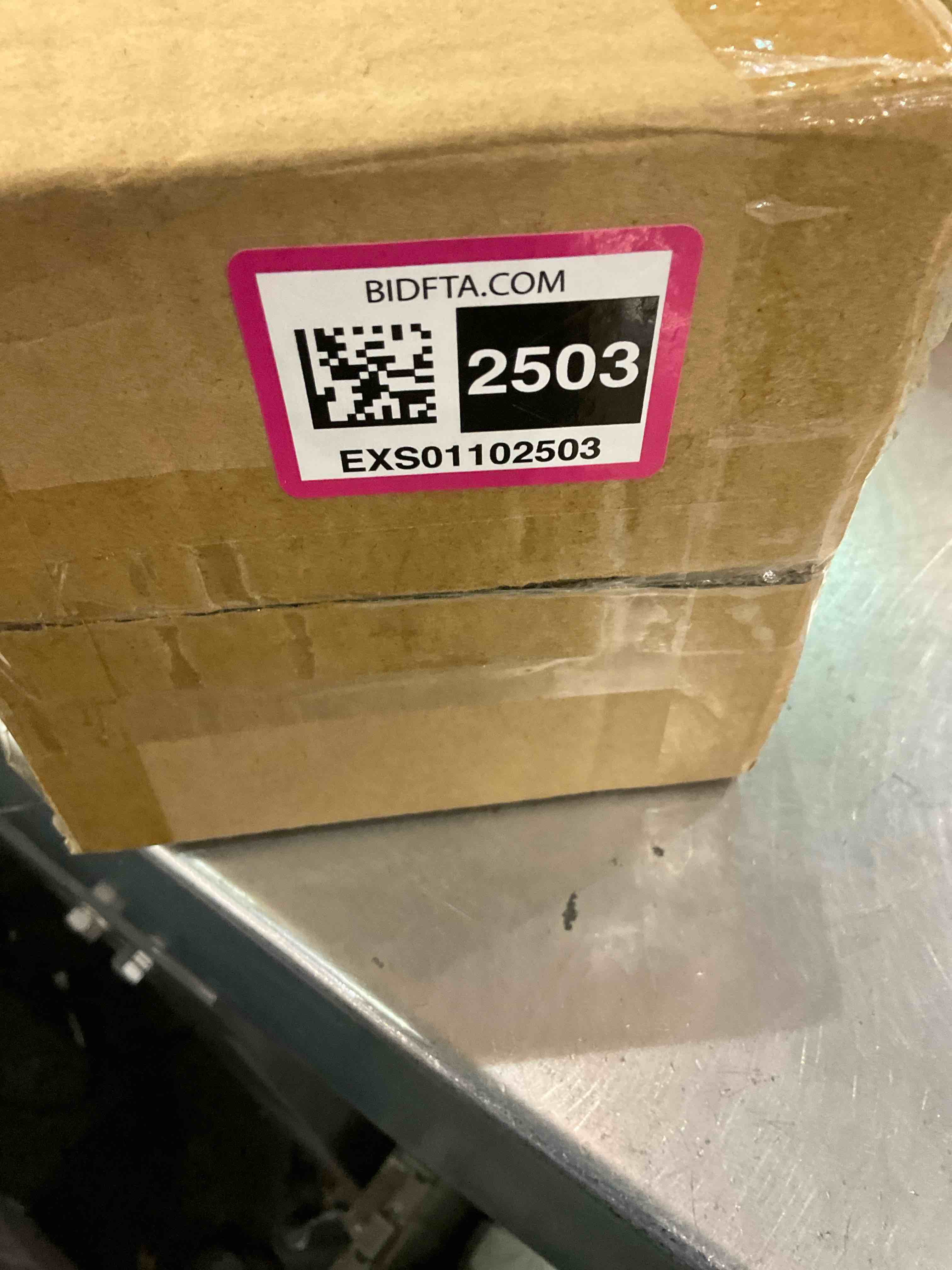 https://s3.amazonaws.com/lotting-images-prod/BargainHunt/EXS01102503_1707318147002.jpeg