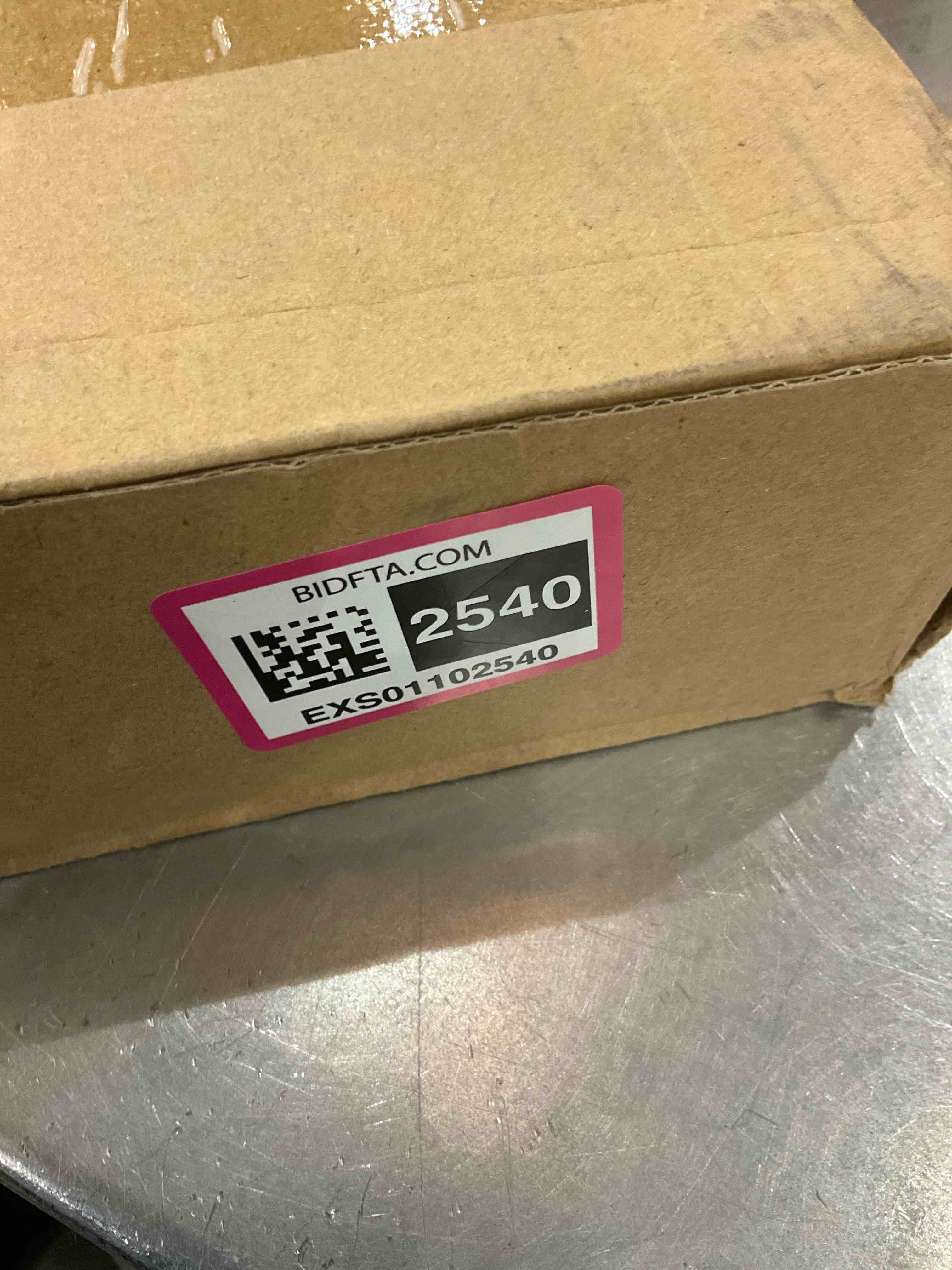 https://s3.amazonaws.com/lotting-images-prod/BargainHunt/EXS01102540_1707322895737.jpeg