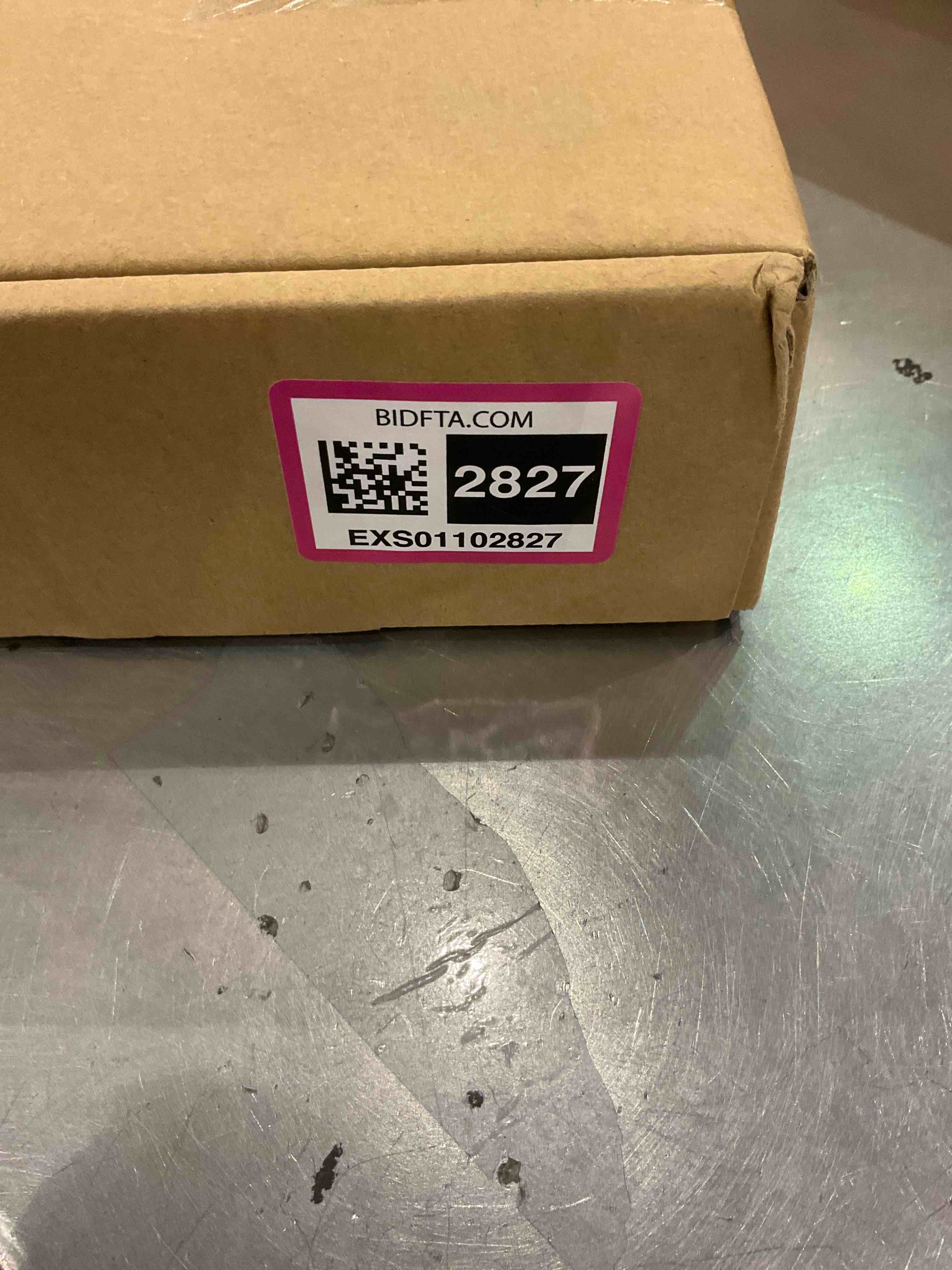 https://s3.amazonaws.com/lotting-images-prod/BargainHunt/EXS01102827_1707826720360.jpeg