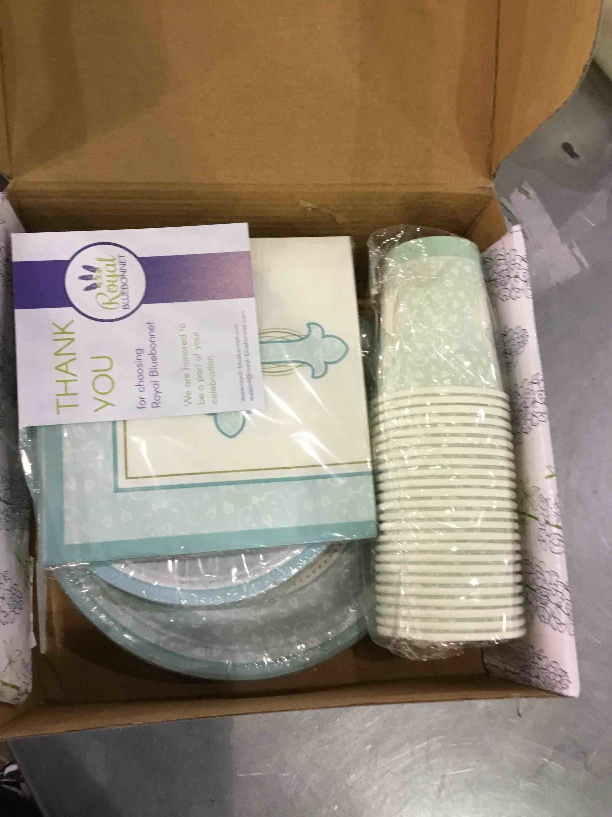 https://s3.amazonaws.com/lotting-images-prod/BargainHunt/EXS01103446_1712748844549.jpeg