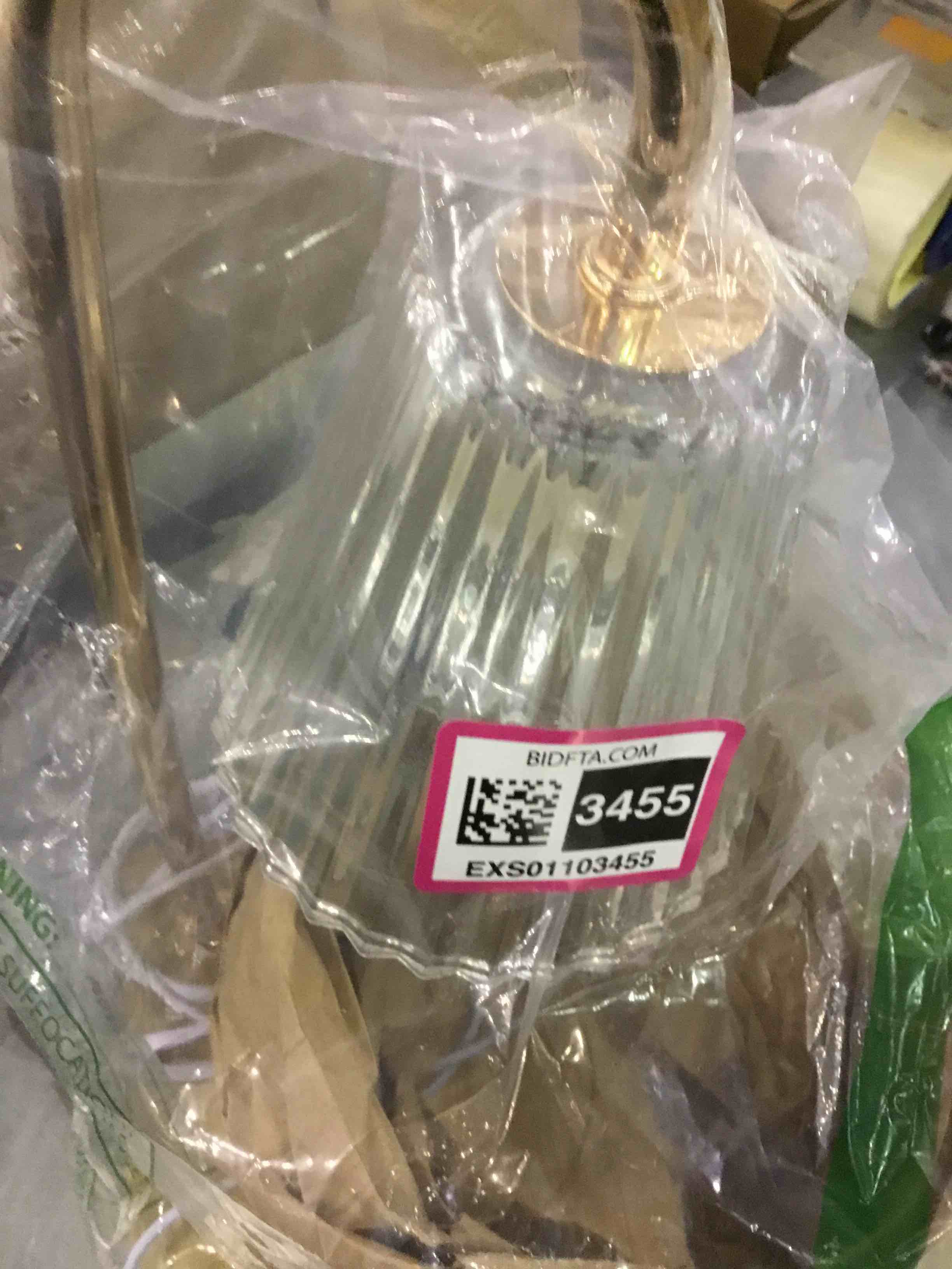 https://s3.amazonaws.com/lotting-images-prod/BargainHunt/EXS01103455_1712749894192.jpeg
