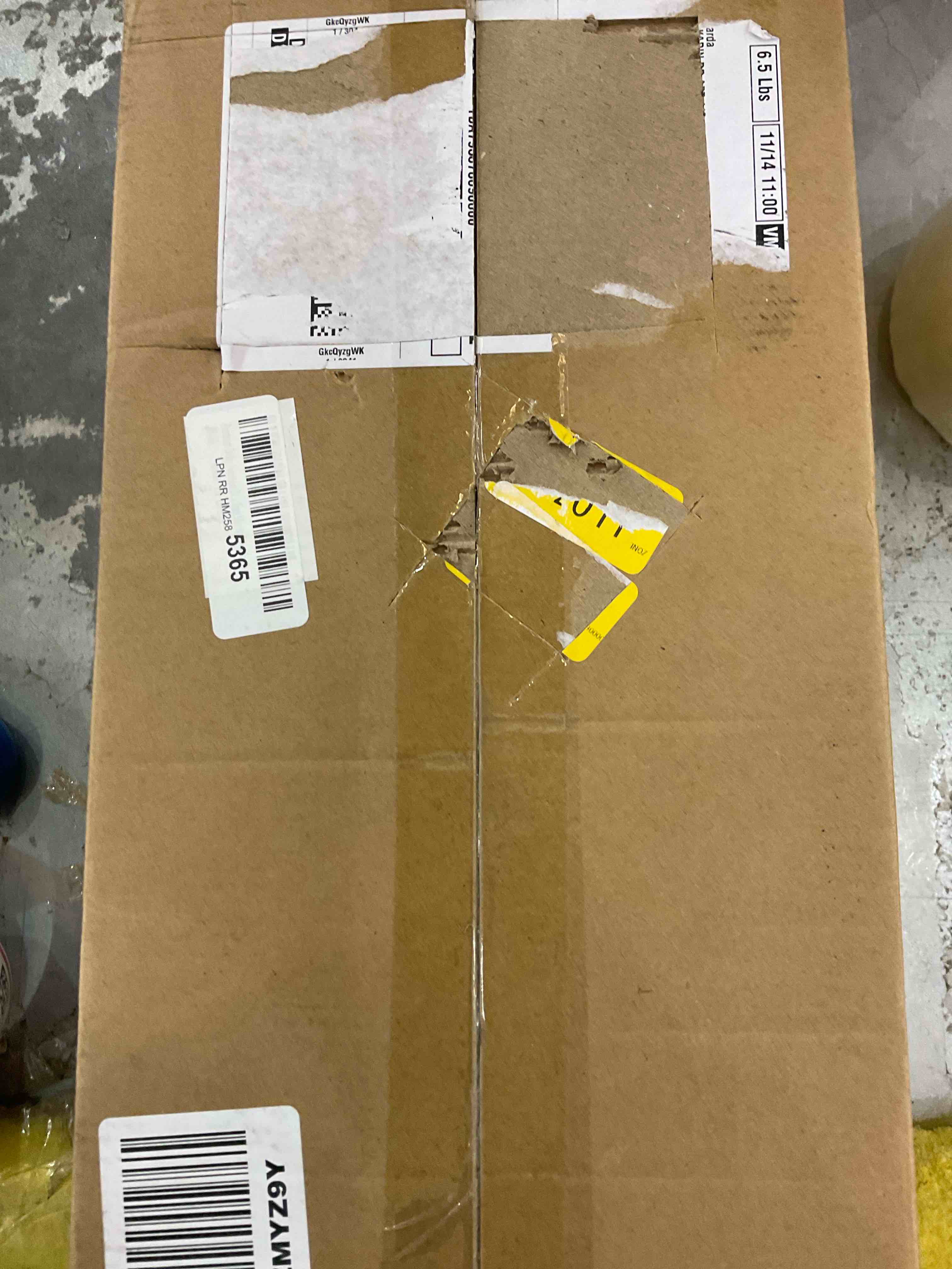 https://s3.amazonaws.com/lotting-images-prod/BargainHunt/EXS01103829_1706717606683.jpeg