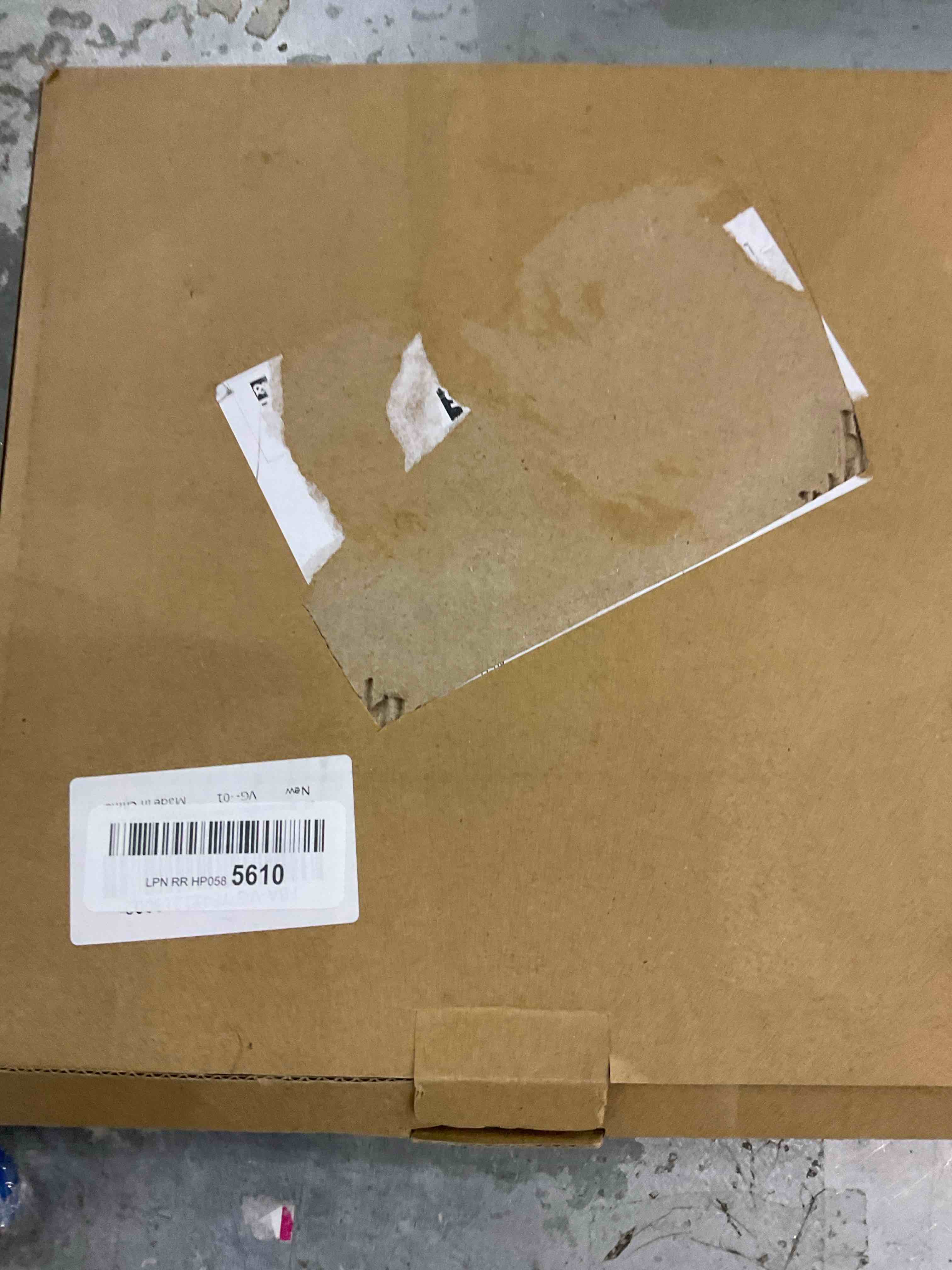 https://s3.amazonaws.com/lotting-images-prod/BargainHunt/EXS01103844_1706722635821.jpeg