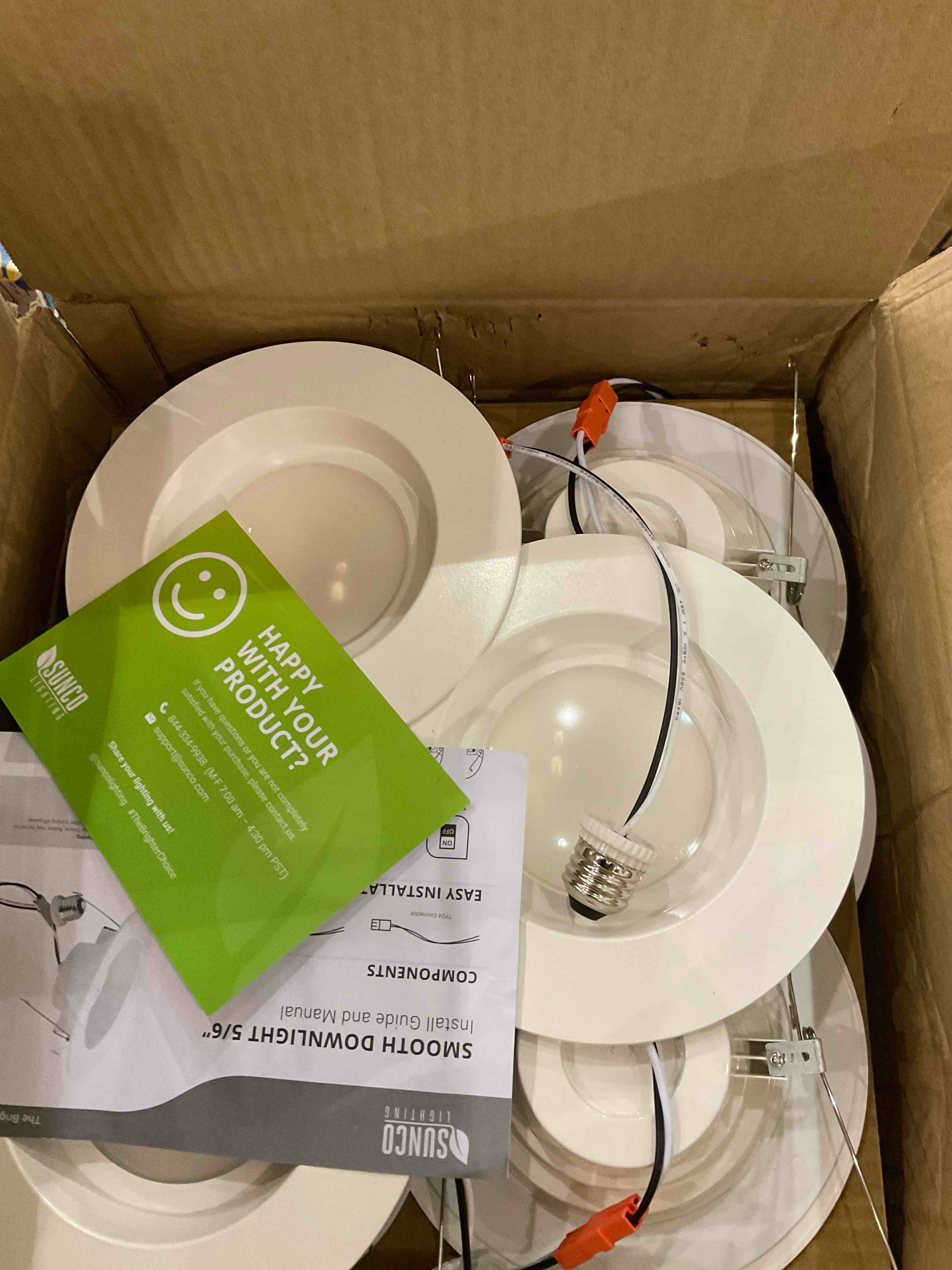 https://s3.amazonaws.com/lotting-images-prod/BargainHunt/EXS01103854_1706723930592.jpeg