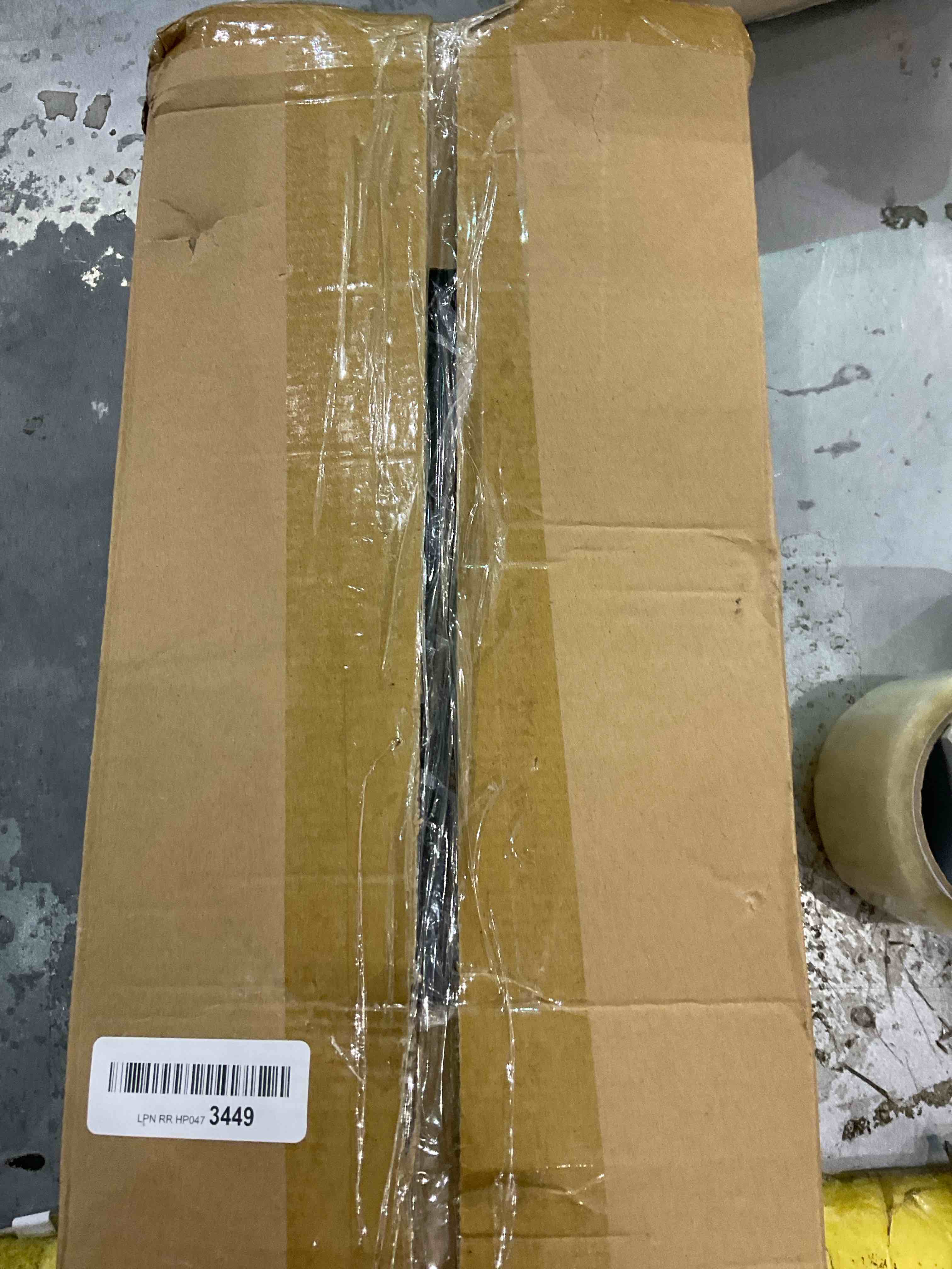 https://s3.amazonaws.com/lotting-images-prod/BargainHunt/EXS01103907_1706791209671.jpeg