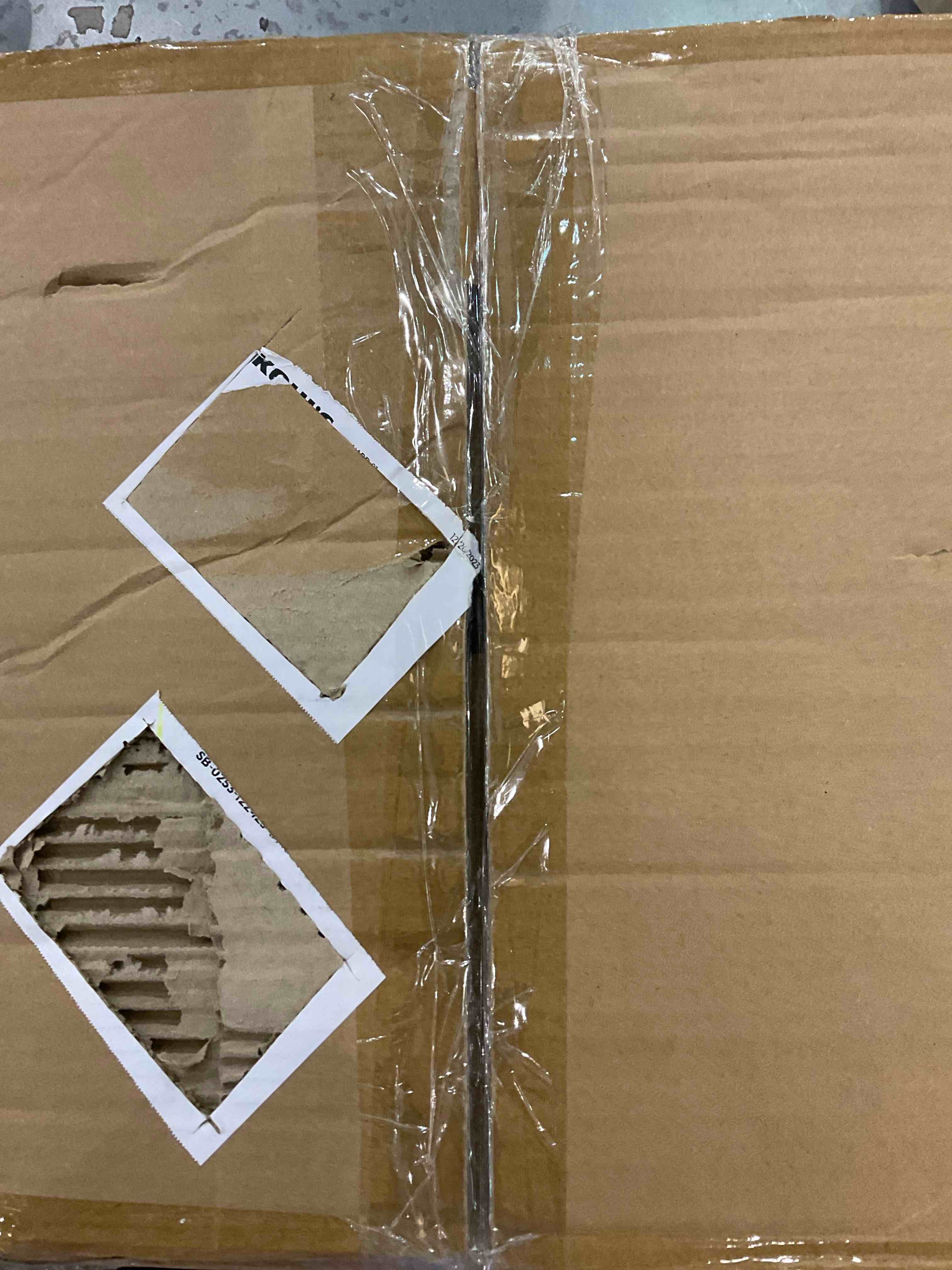 https://s3.amazonaws.com/lotting-images-prod/BargainHunt/EXS01104305_1707315949063.jpeg