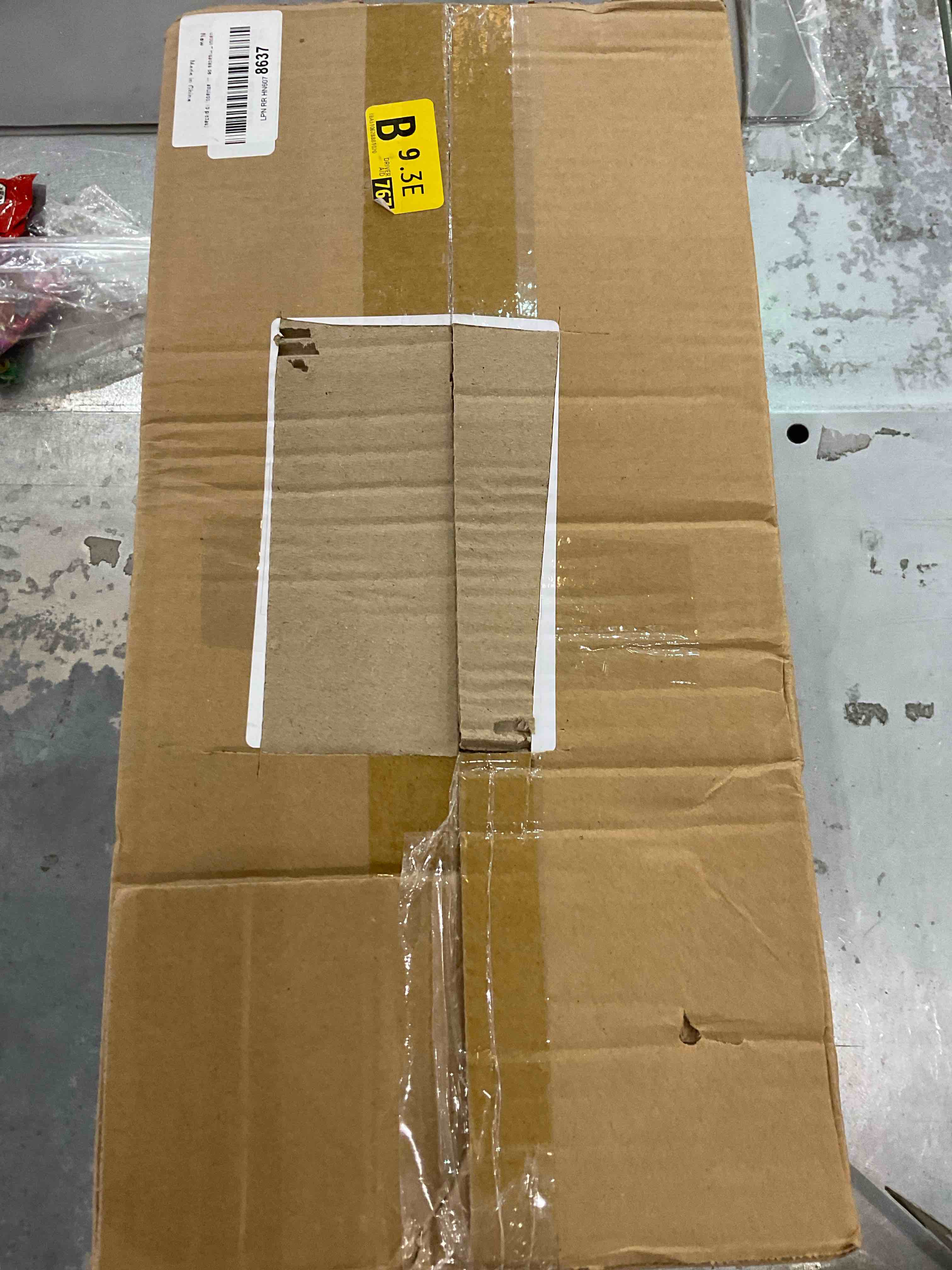 https://s3.amazonaws.com/lotting-images-prod/BargainHunt/EXS01104348_1707328599433.jpeg