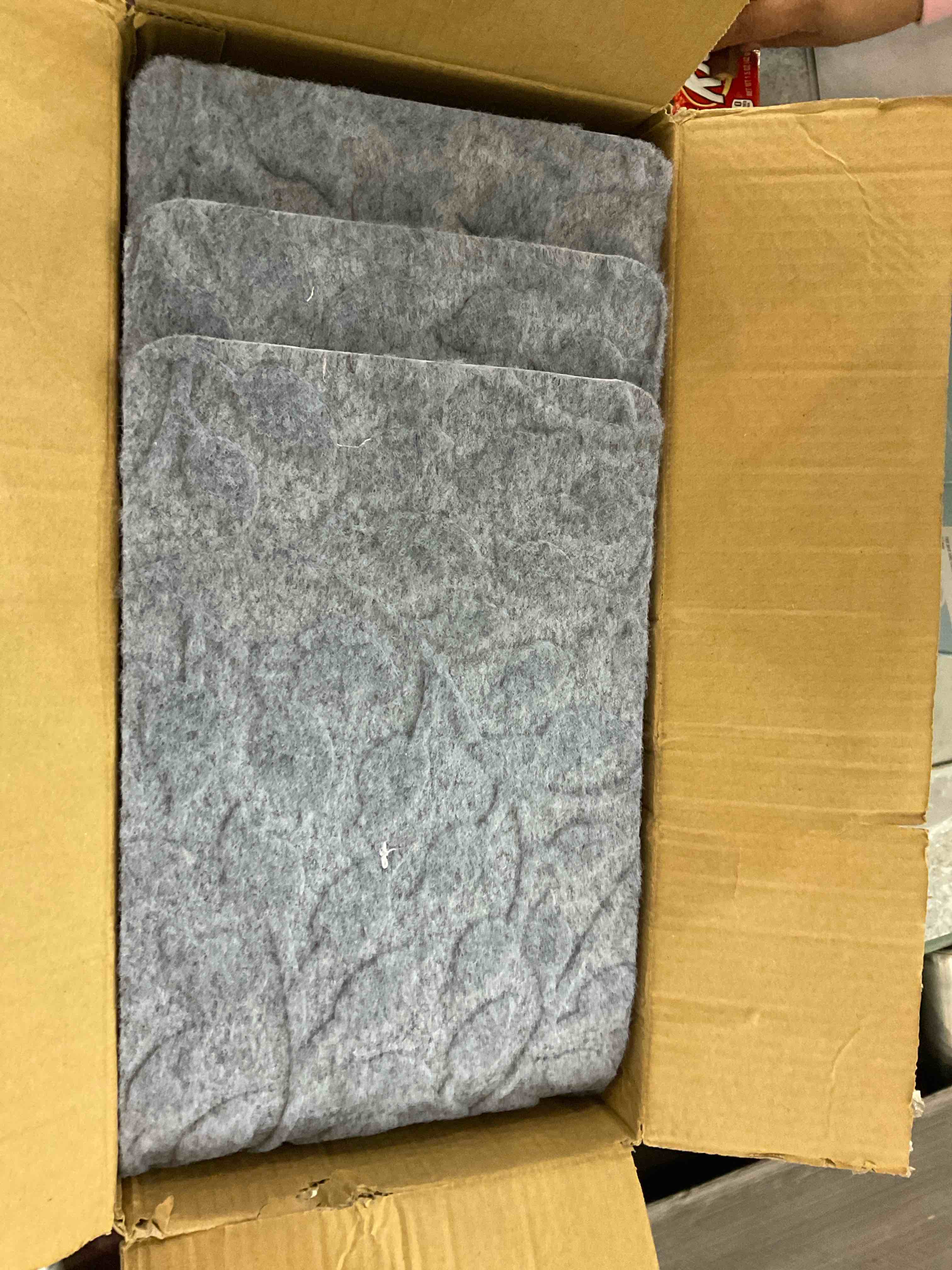 https://s3.amazonaws.com/lotting-images-prod/BargainHunt/EXS01104348_1707328635382.jpeg
