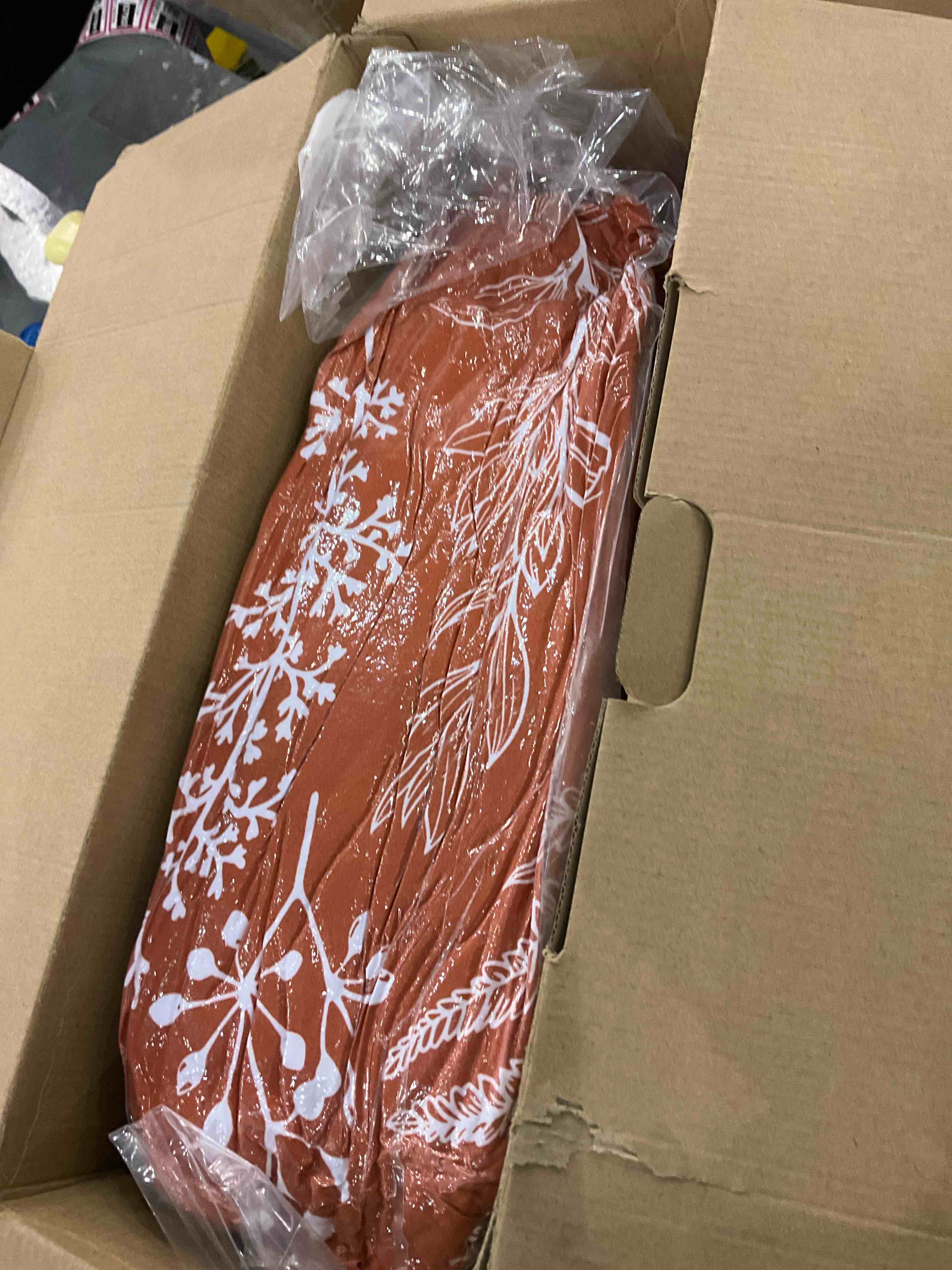https://s3.amazonaws.com/lotting-images-prod/BargainHunt/EXS01104985_1709037213308.jpeg
