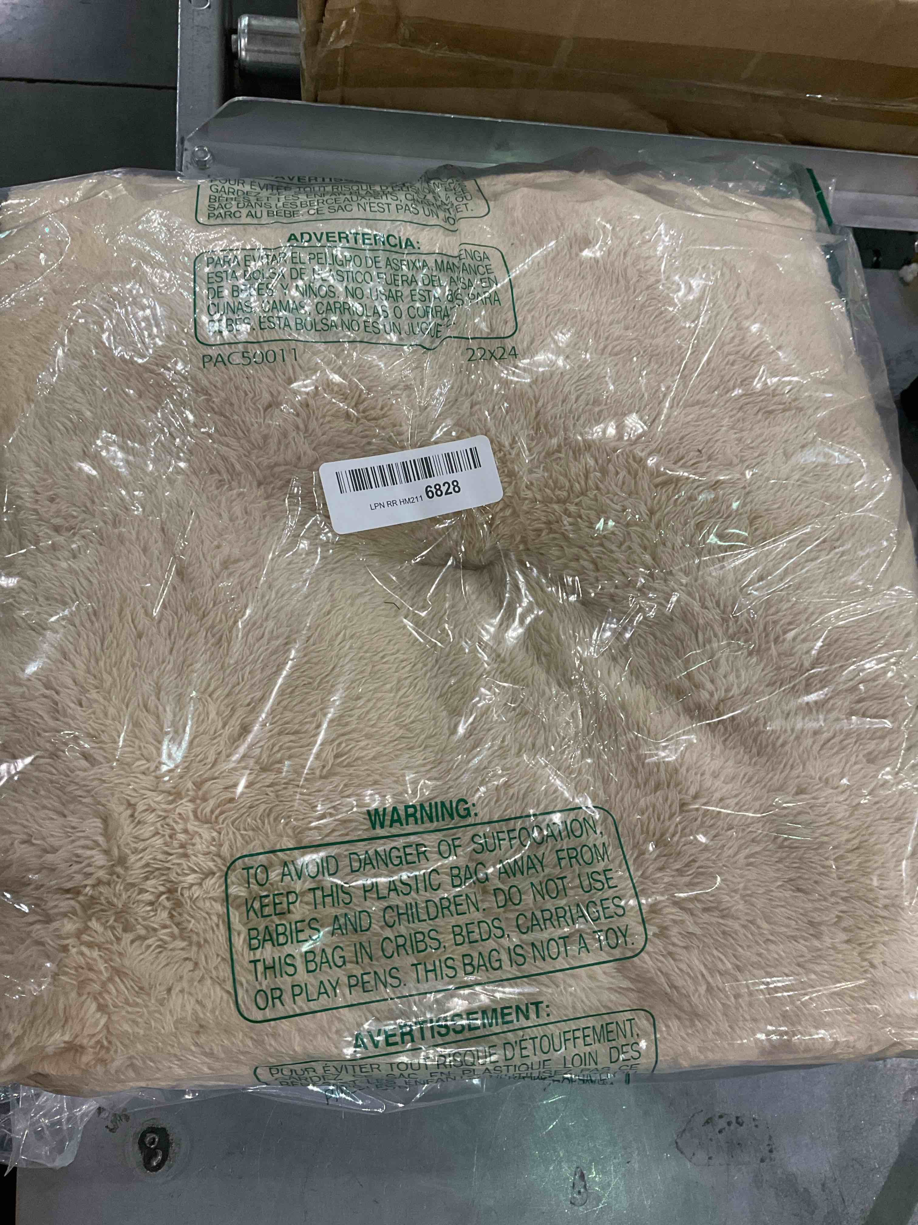 https://s3.amazonaws.com/lotting-images-prod/BargainHunt/EXS01105010_1706876973122.jpeg