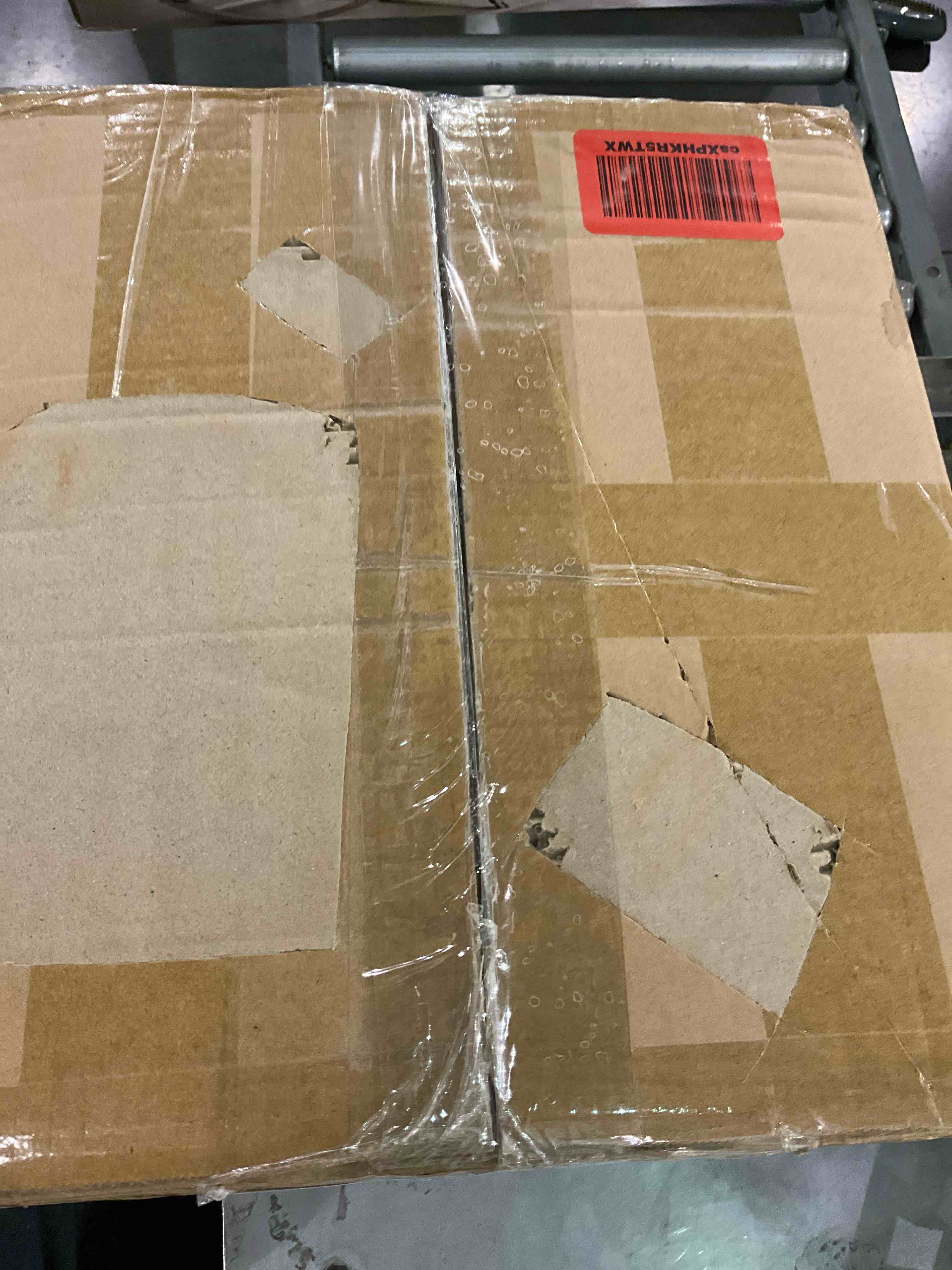 https://s3.amazonaws.com/lotting-images-prod/BargainHunt/EXS01105181_1707223941264.jpeg