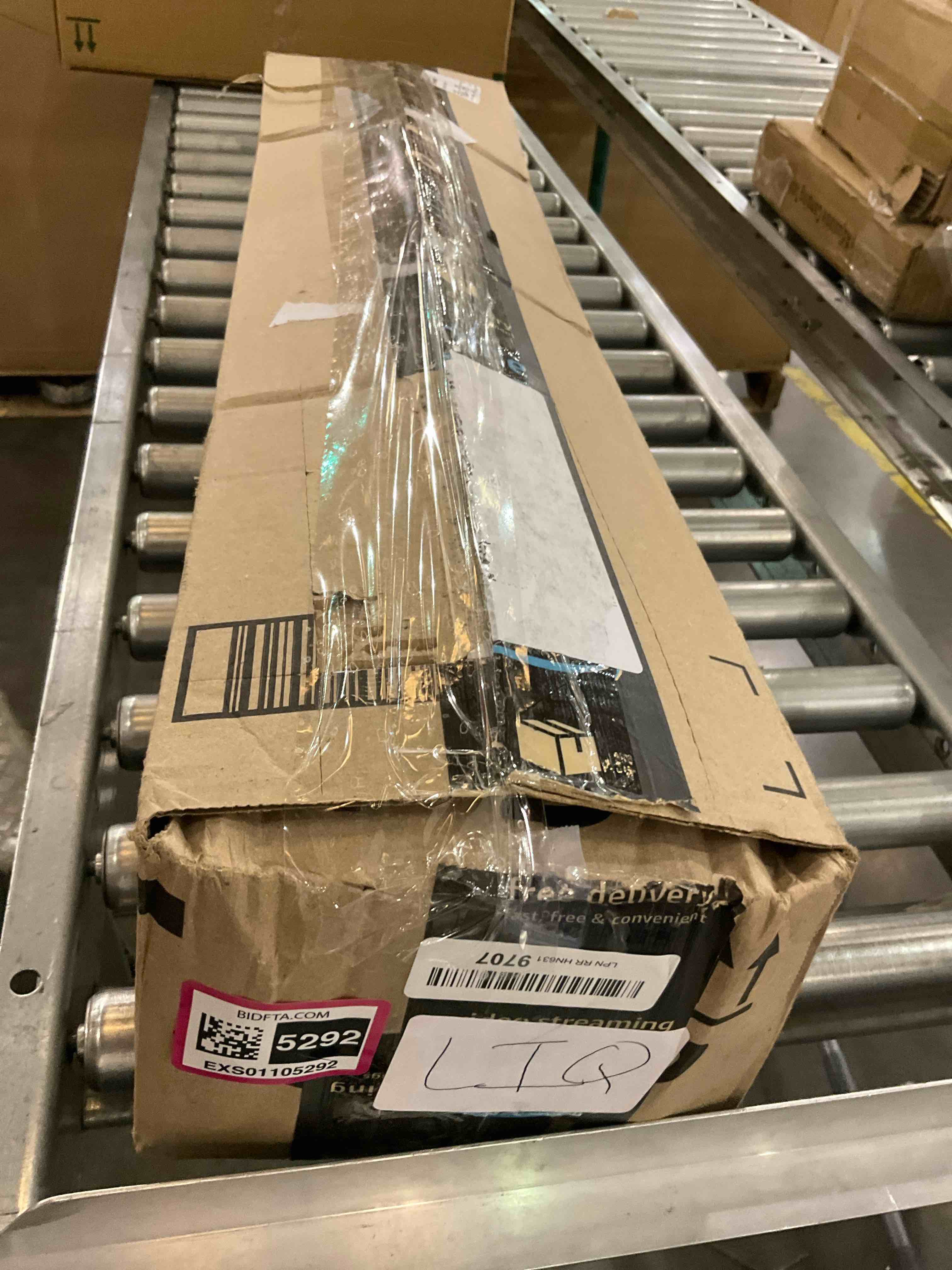 https://s3.amazonaws.com/lotting-images-prod/BargainHunt/EXS01105292_1707249452502.jpeg