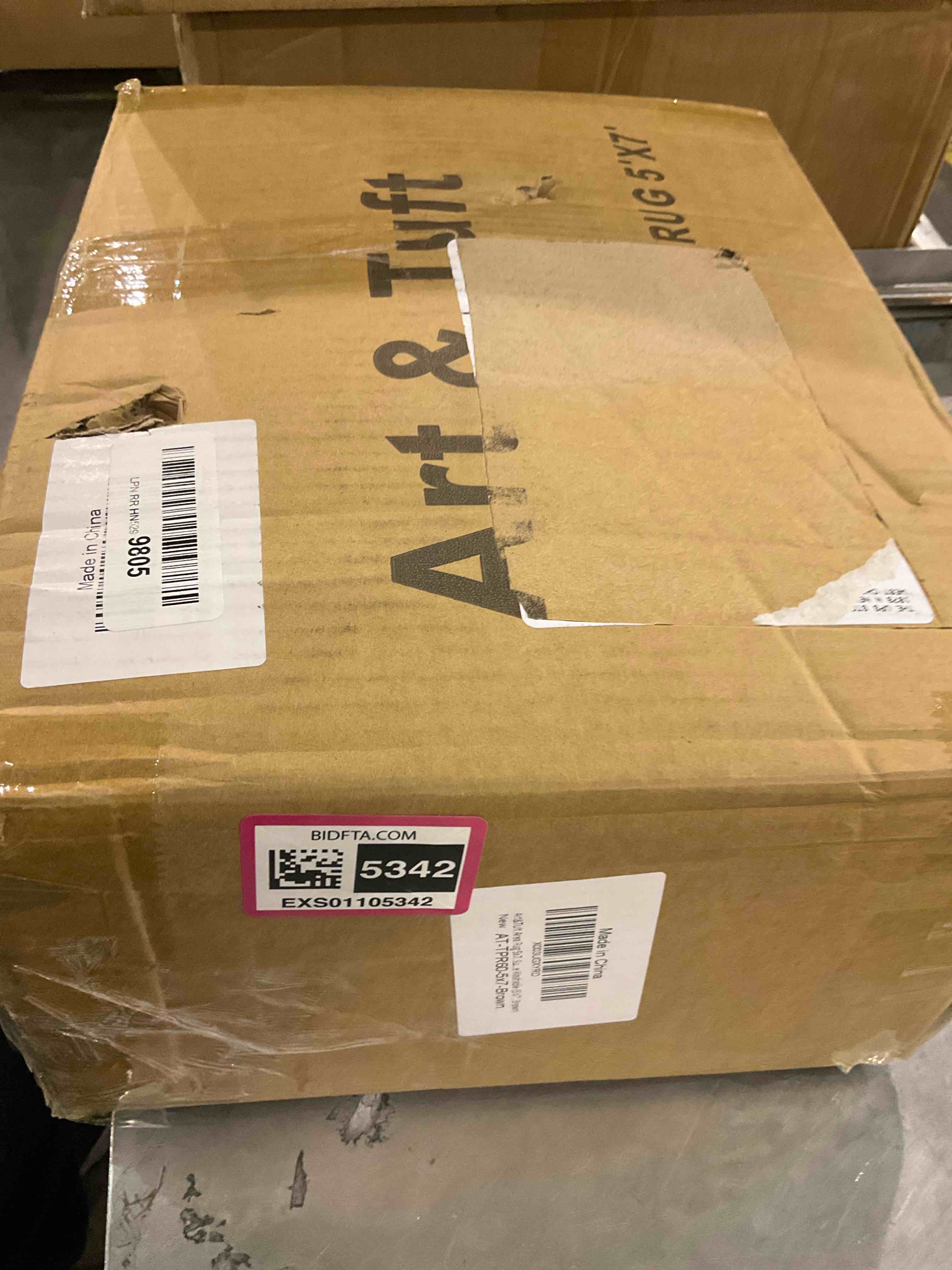 https://s3.amazonaws.com/lotting-images-prod/BargainHunt/EXS01105342_1707316321257.jpeg