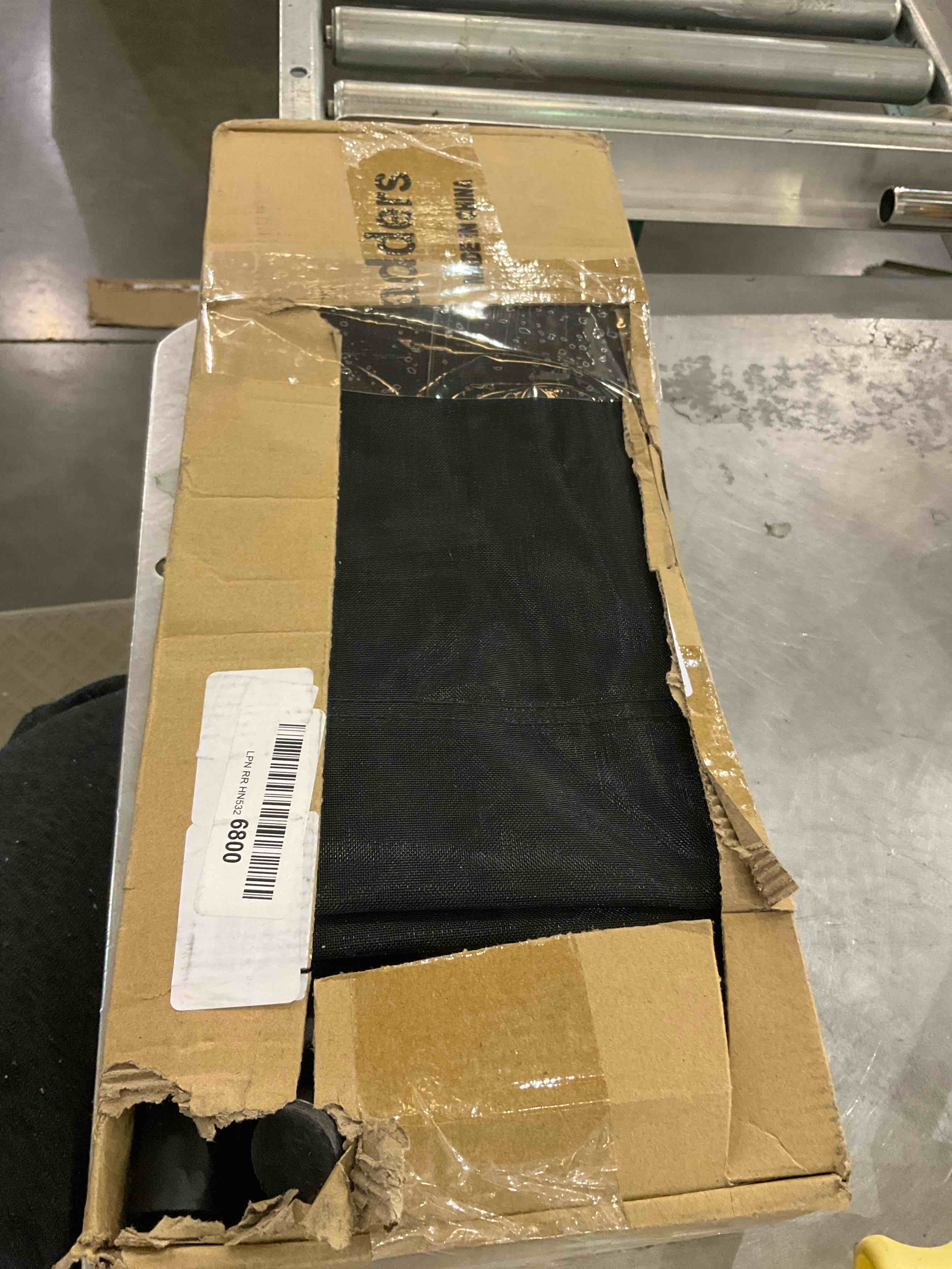 https://s3.amazonaws.com/lotting-images-prod/BargainHunt/EXS01105356_1707318678821.jpeg