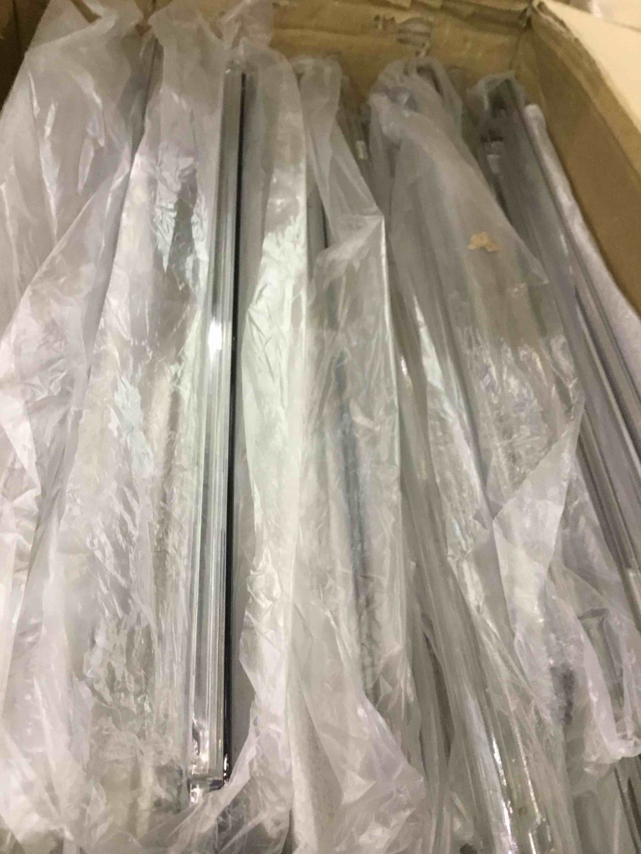 https://s3.amazonaws.com/lotting-images-prod/BargainHunt/EXS01105844_1707229611393.jpeg