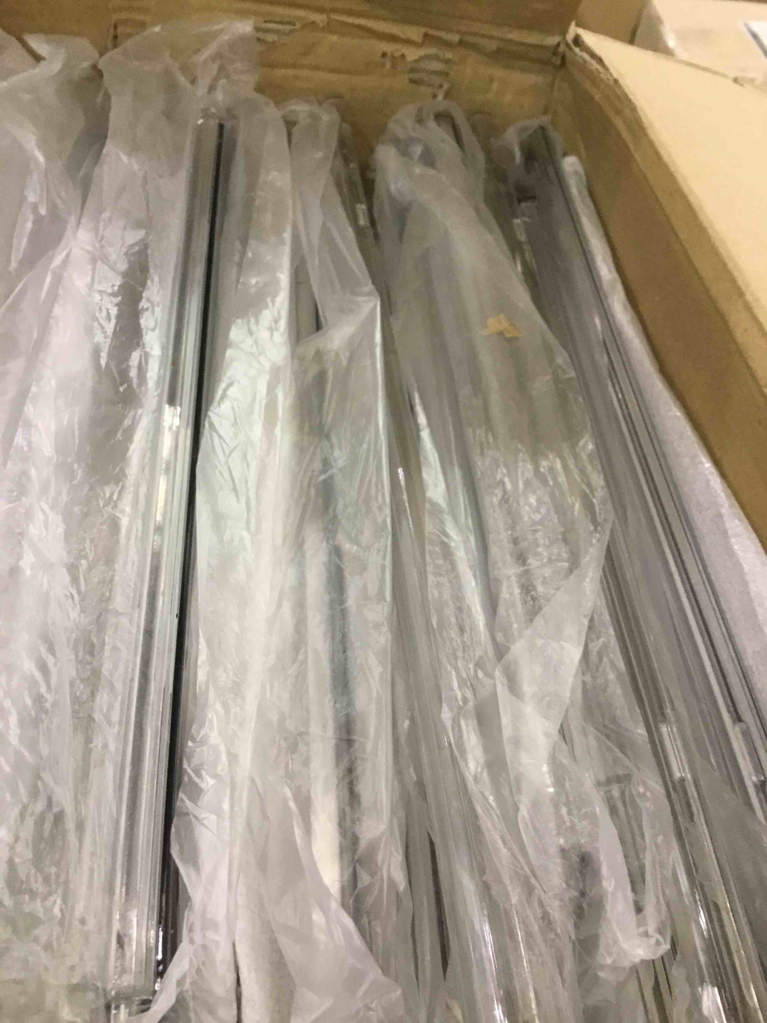 https://s3.amazonaws.com/lotting-images-prod/BargainHunt/EXS01105844_1707229613078.jpeg